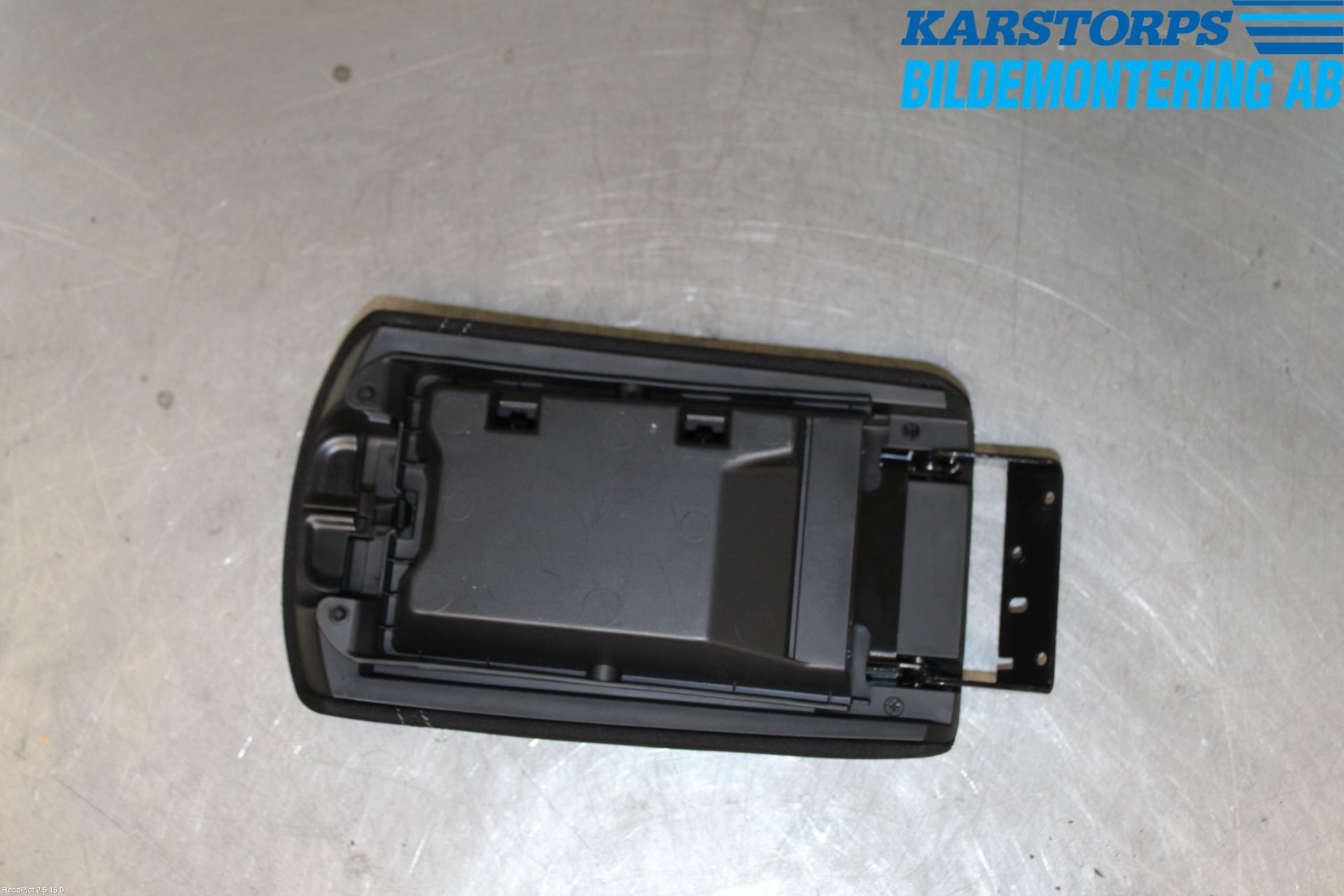 Nissan QASHQAI 14-17 Inredning Armstöd