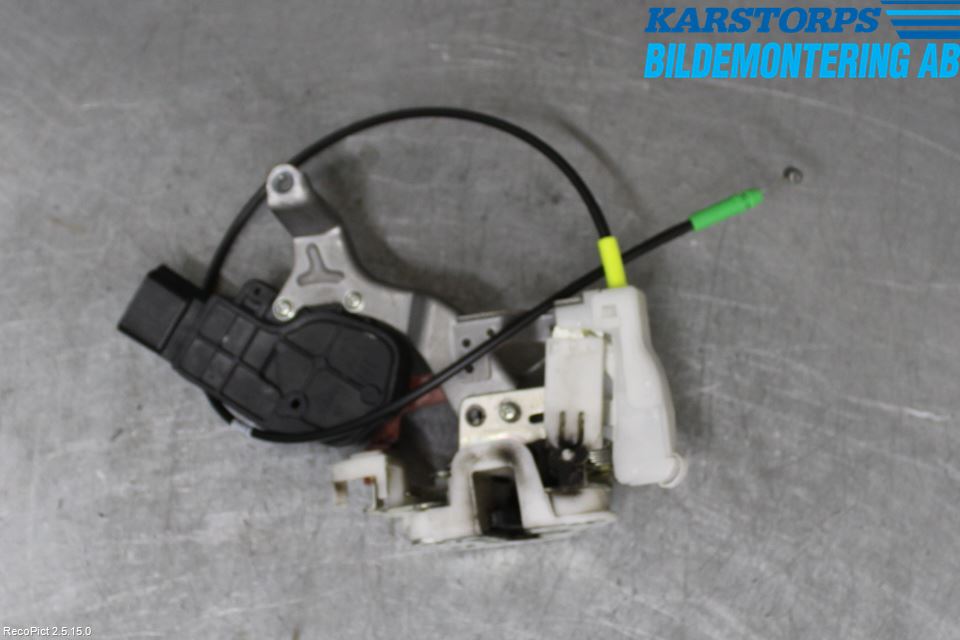 Peugeot 107 Låskista-Dörrlås