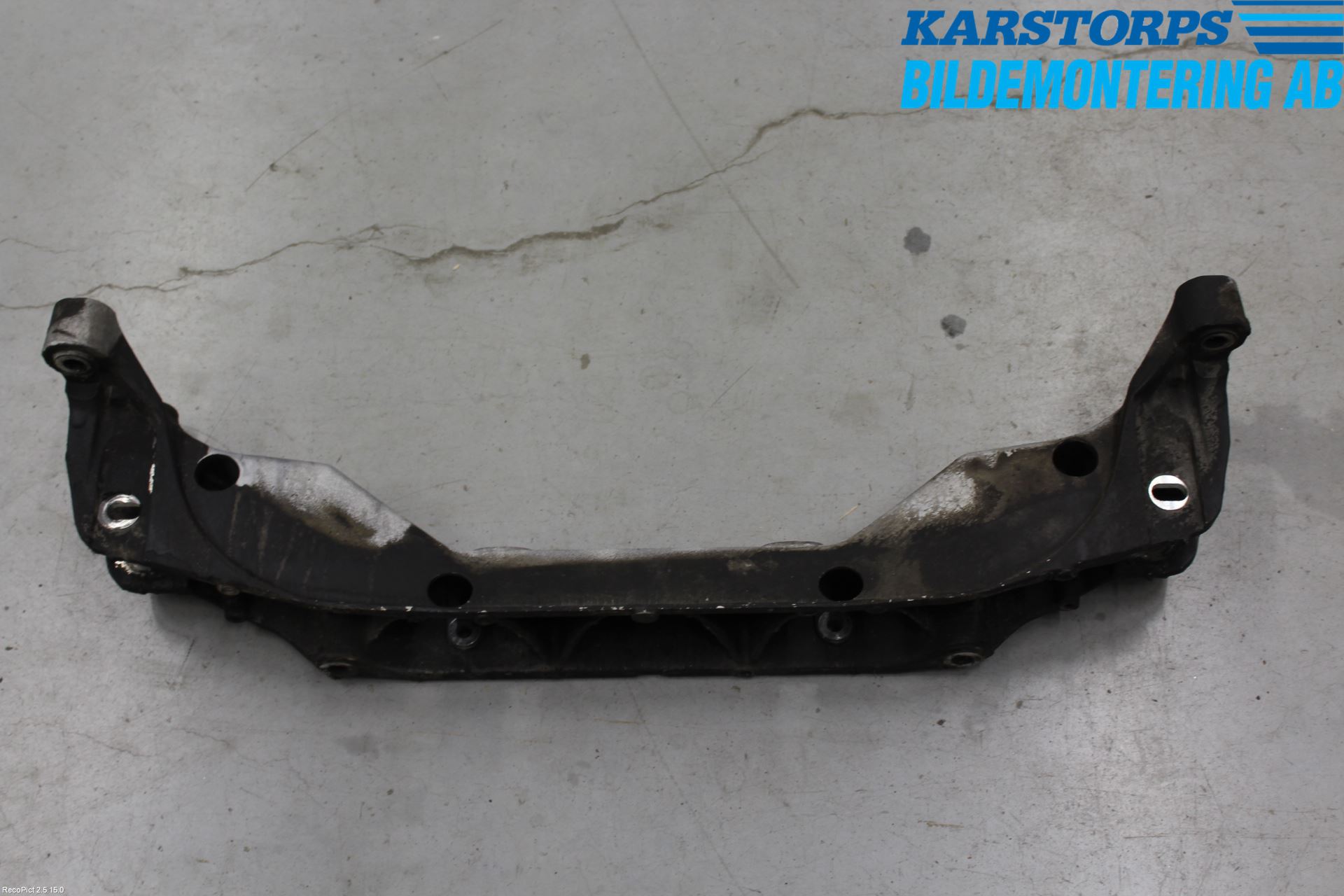 Jaguar S-TYPE Framvagnsbalk