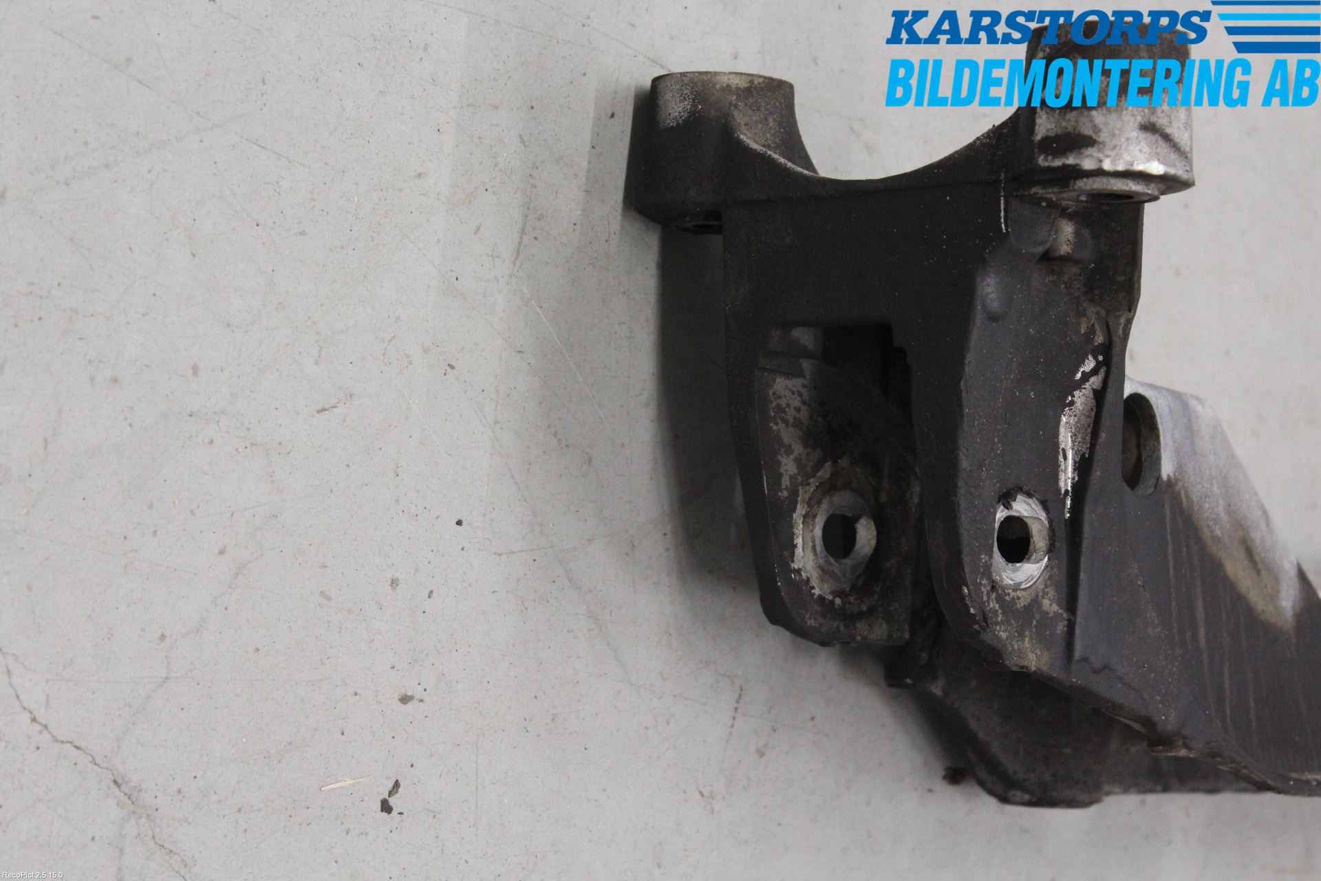 Jaguar S-TYPE Framvagnsbalk