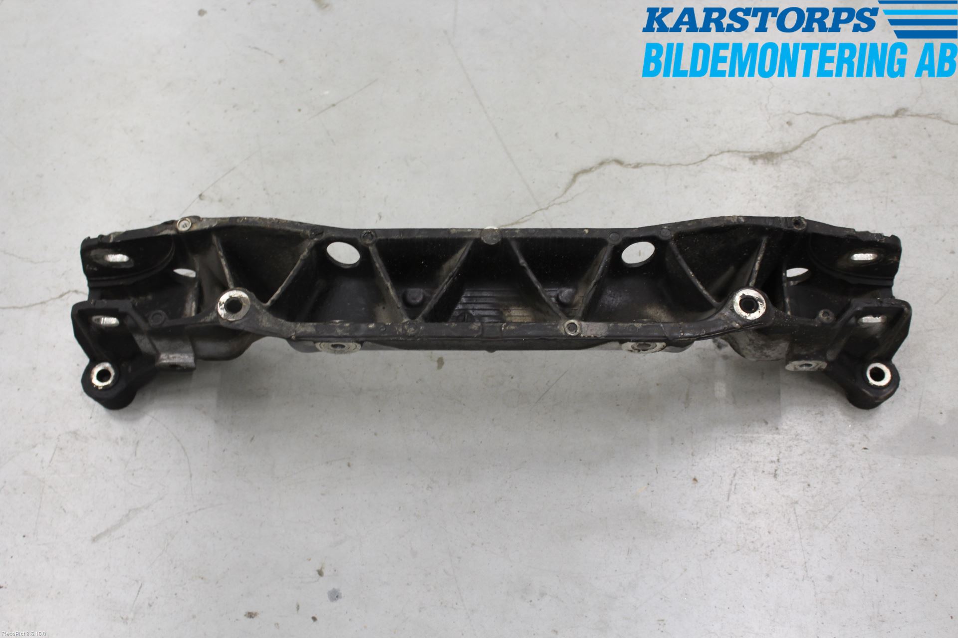 Jaguar S-TYPE Framvagnsbalk