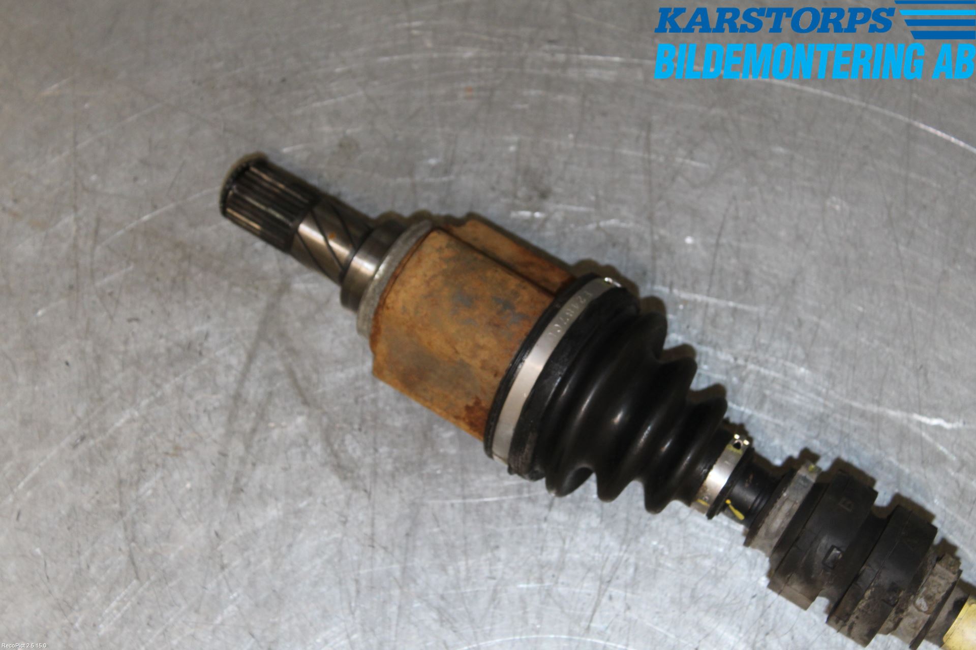 Nissan MICRA 11-16 Drivaxel Fram Vänster