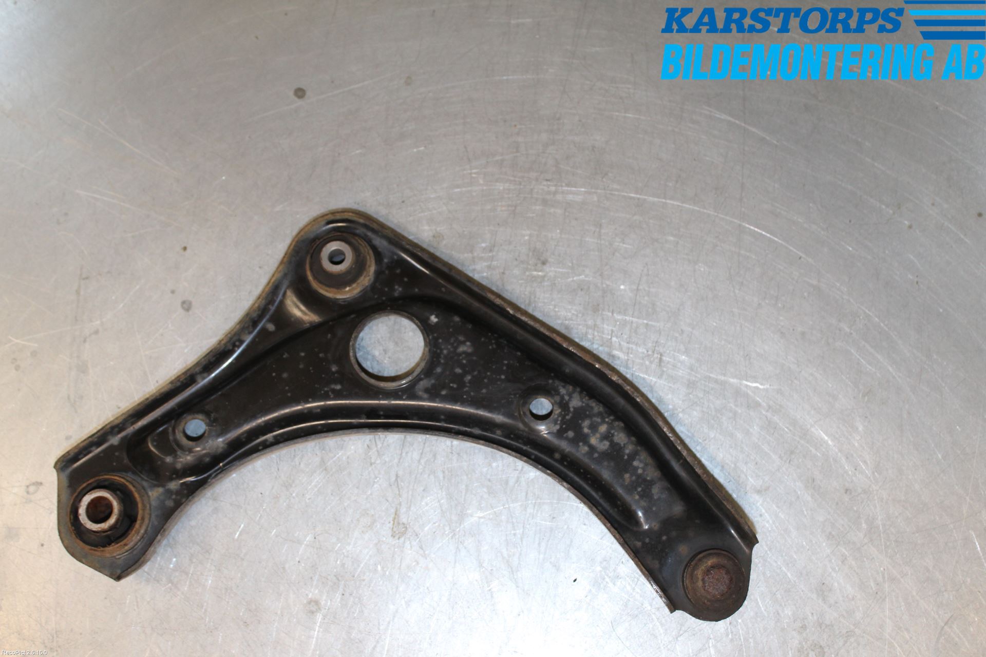 Nissan MICRA 11-16 Bärarm Fram Undre Vä