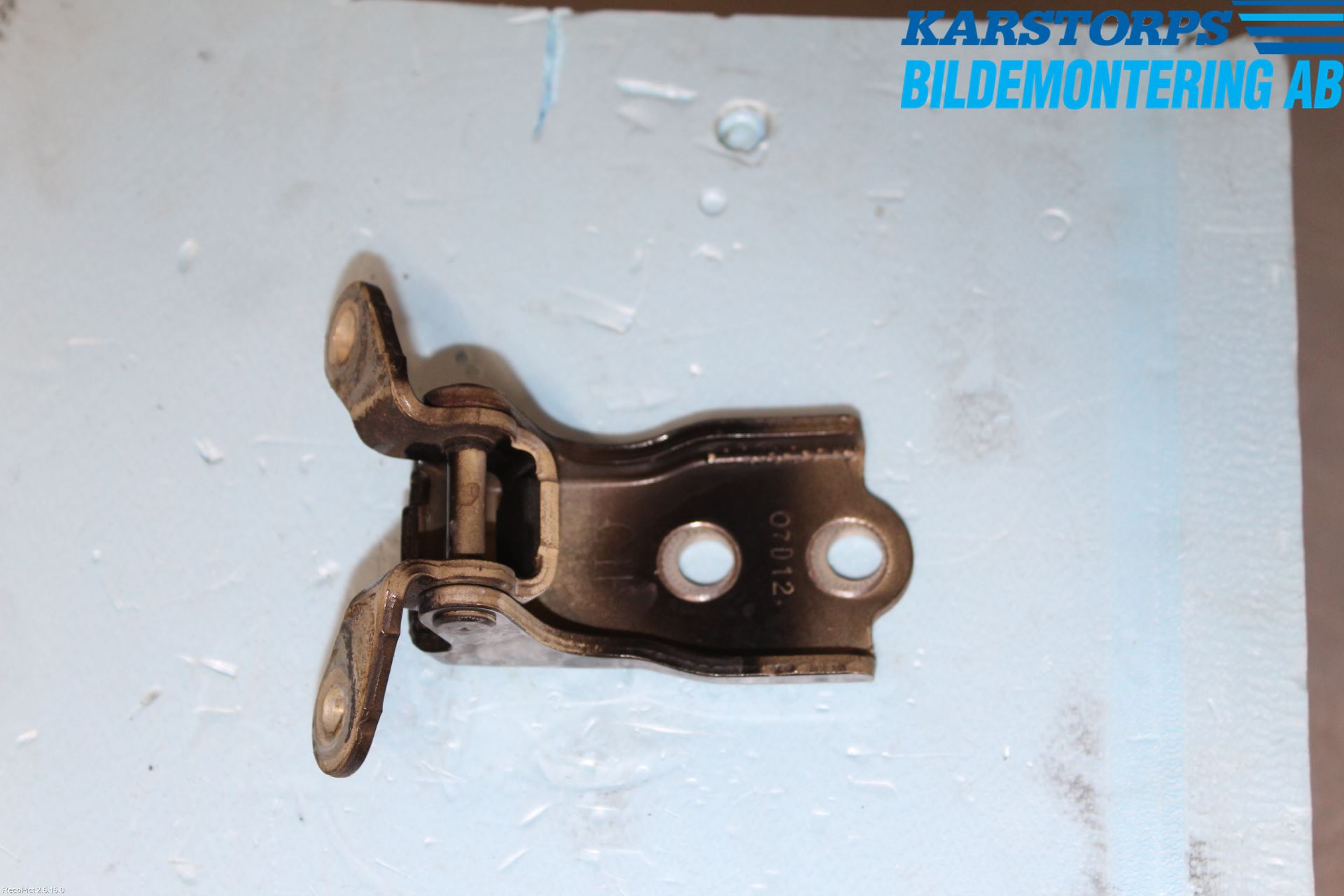 Chevrolet CAPTIVA Dörrgångjärn