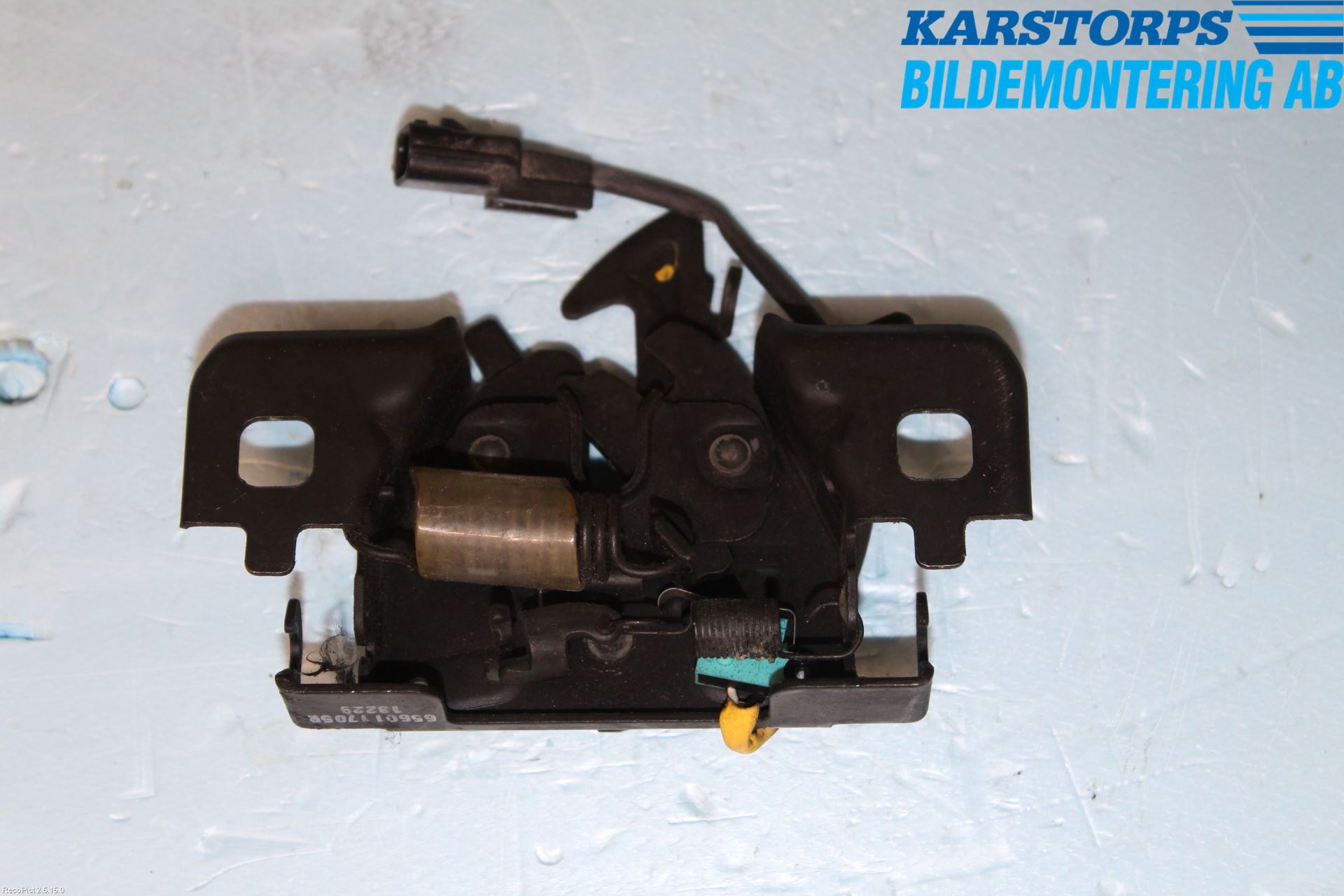 Renault CLIO IV 12-16 Huvlås