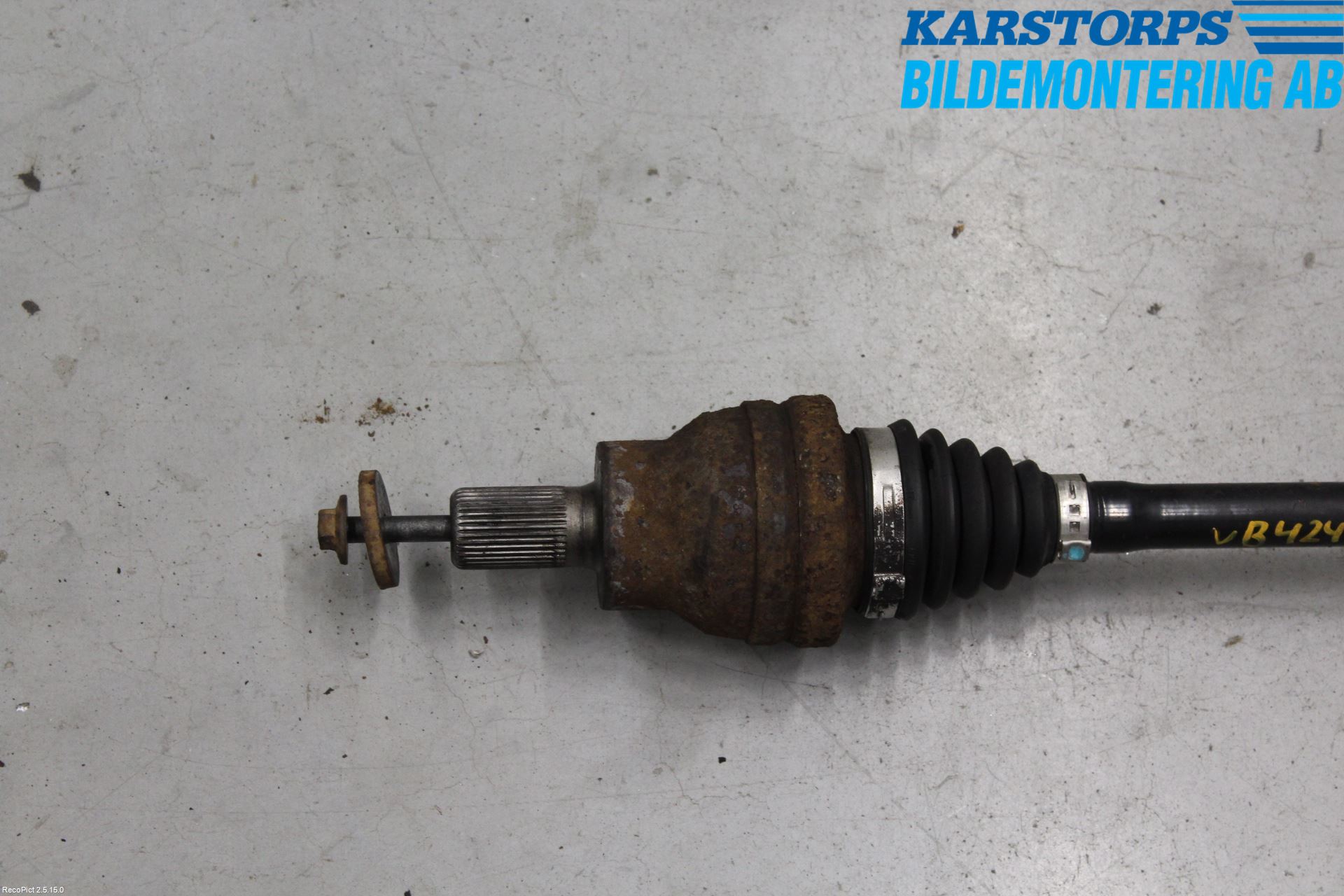 Volvo XC70 05-07 Drivaxel Bak Vänster