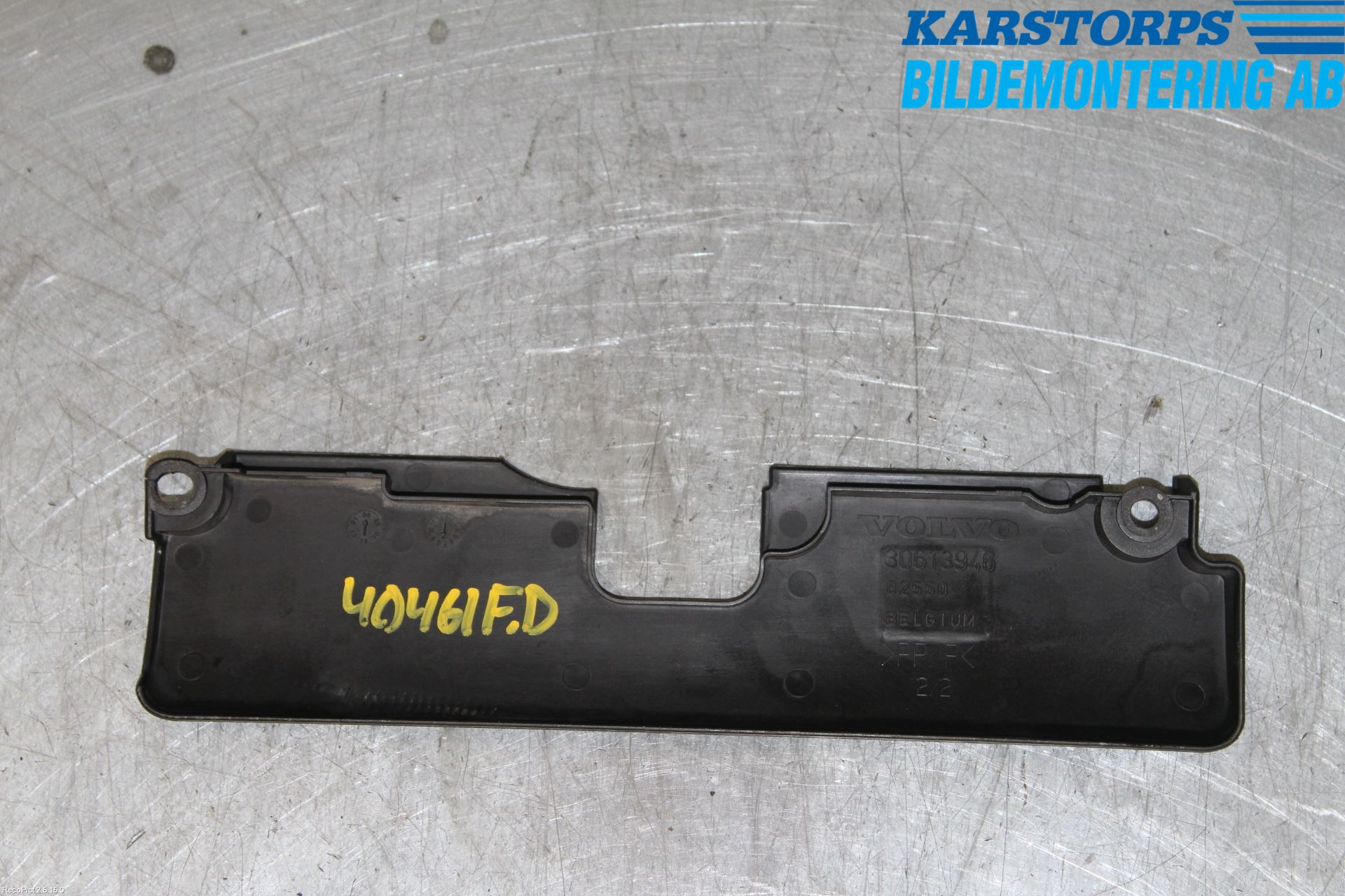 Volvo S40/V40    96-04 Motorkåpa