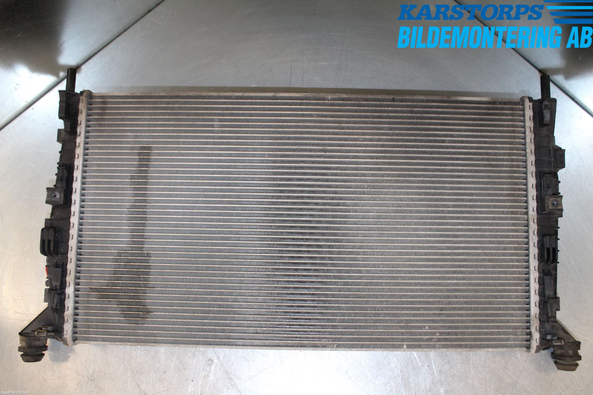 Volvo V50 04-07 Kylare Man