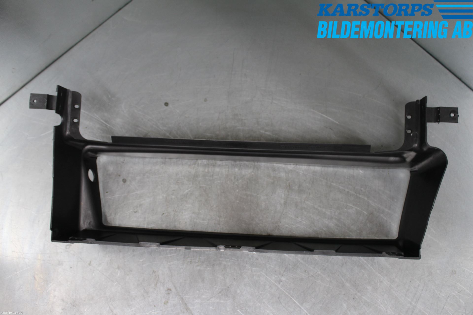 Volvo V50 04-07 Deflektor Plåt-Plast Kylning