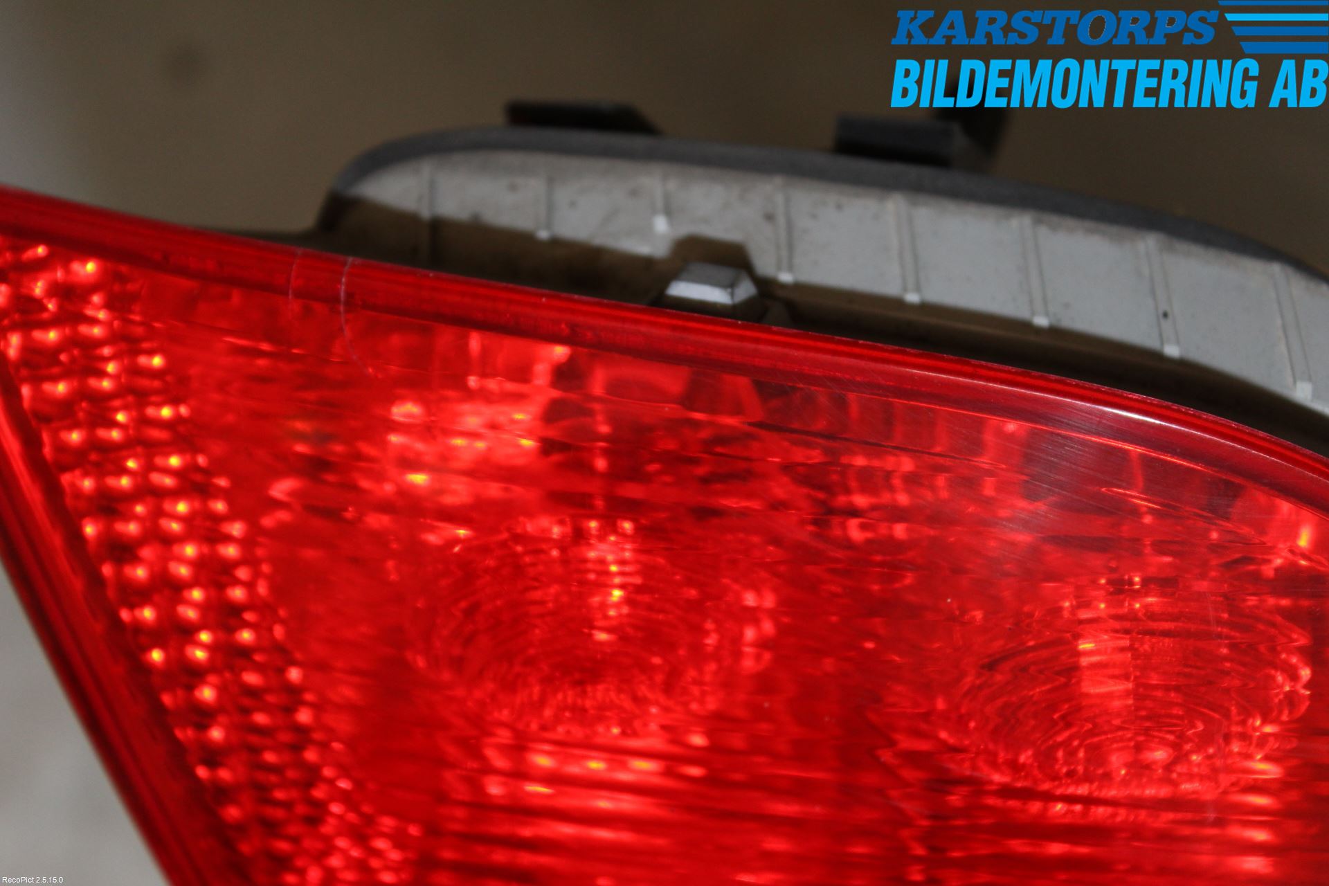 Audi A4/S4 05-07 Bakljus Lucka Vä