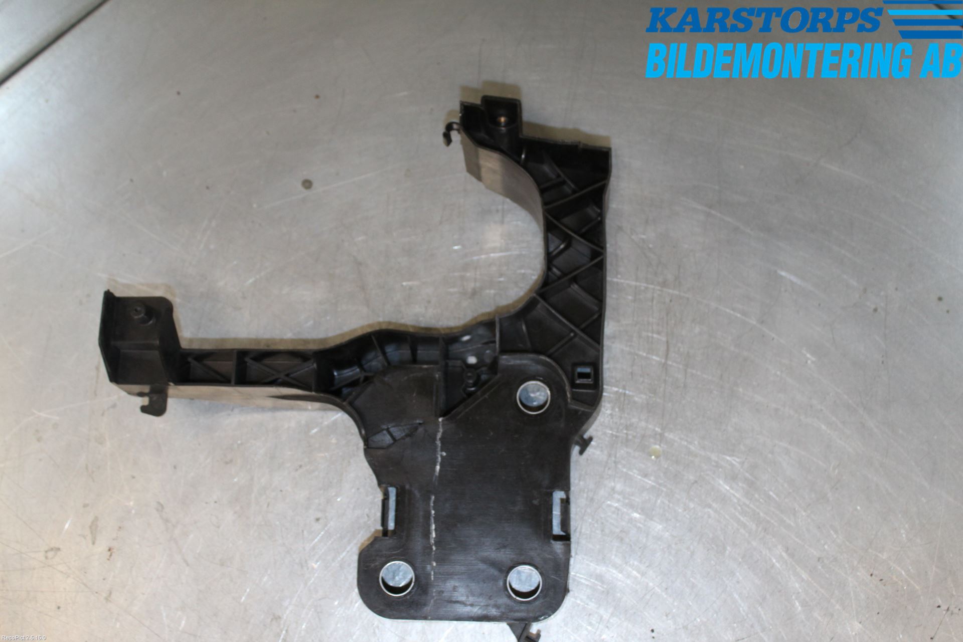 Renault MÉGANE II  03-05 Strålkast Fästsarg