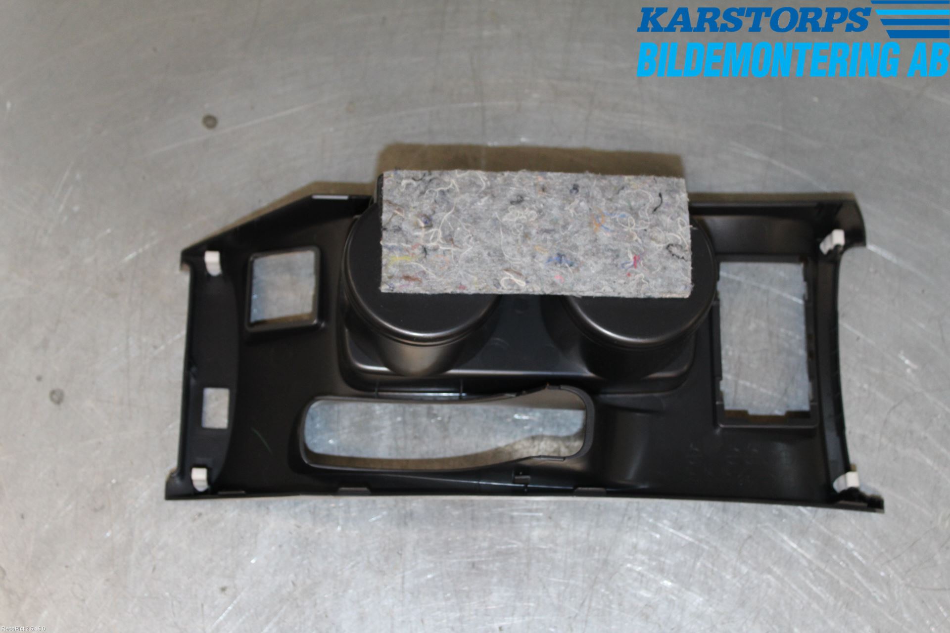 Mitsubishi LANCER 07-14 Mugghållare