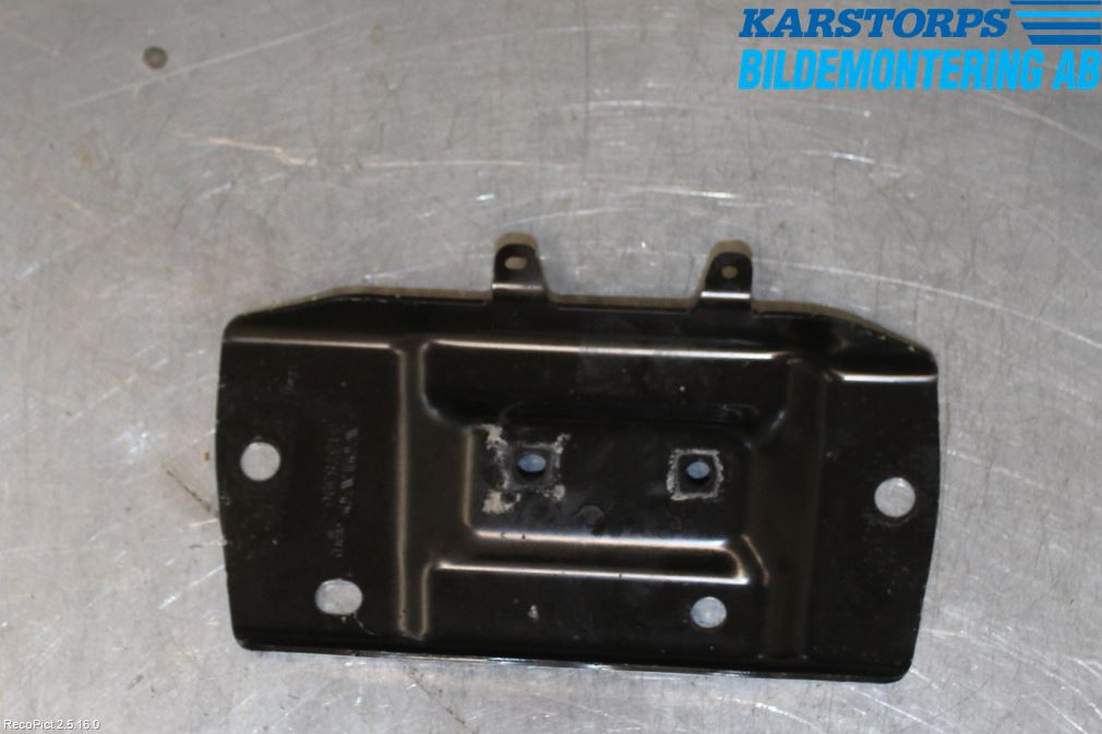 Volvo XC90/RECHARGE 16- Mellanaxel Balk