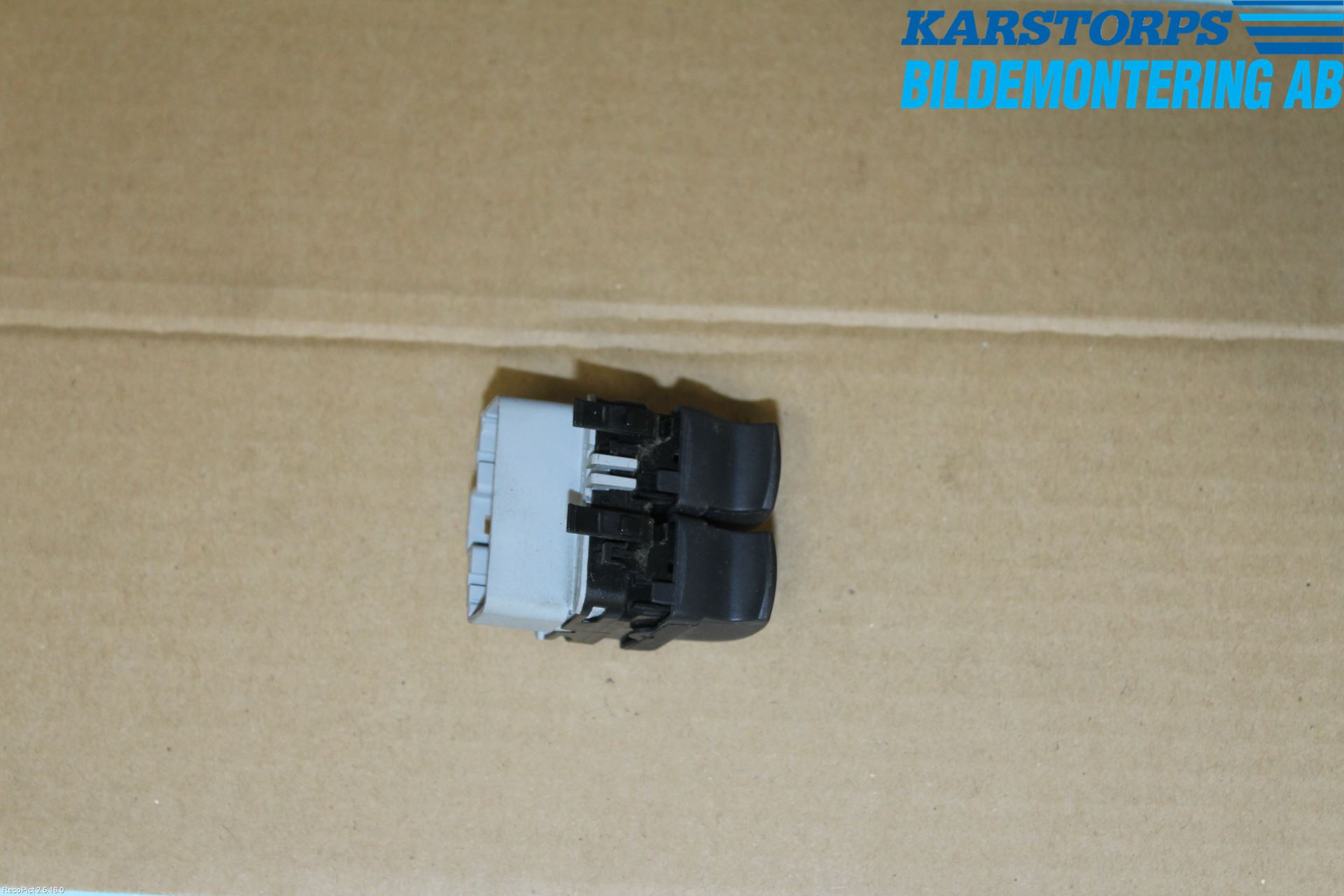 Renault CLIO III  09-12 Strömställare Elhiss