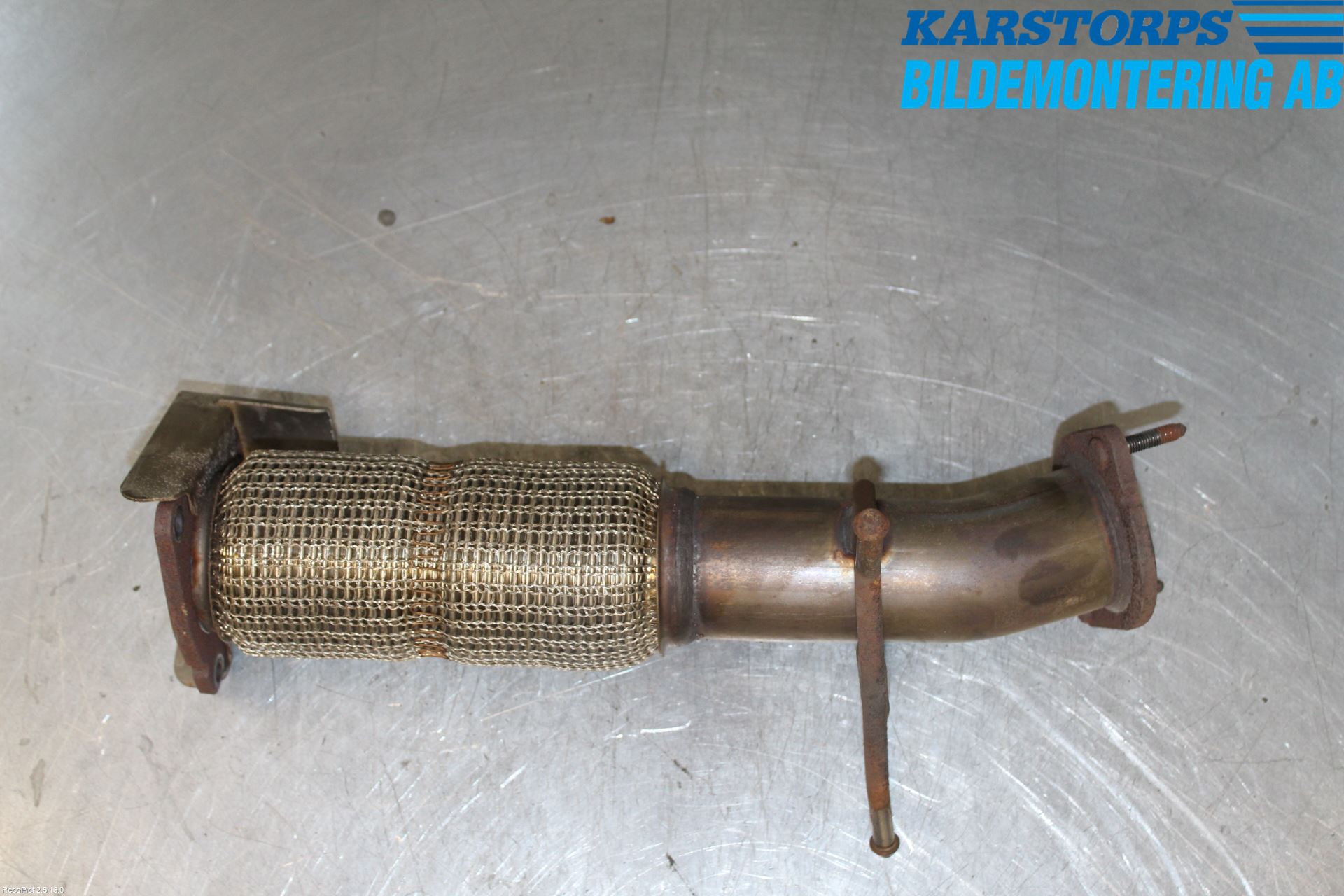 Volvo V70 14-16 Avgas Främre Rör