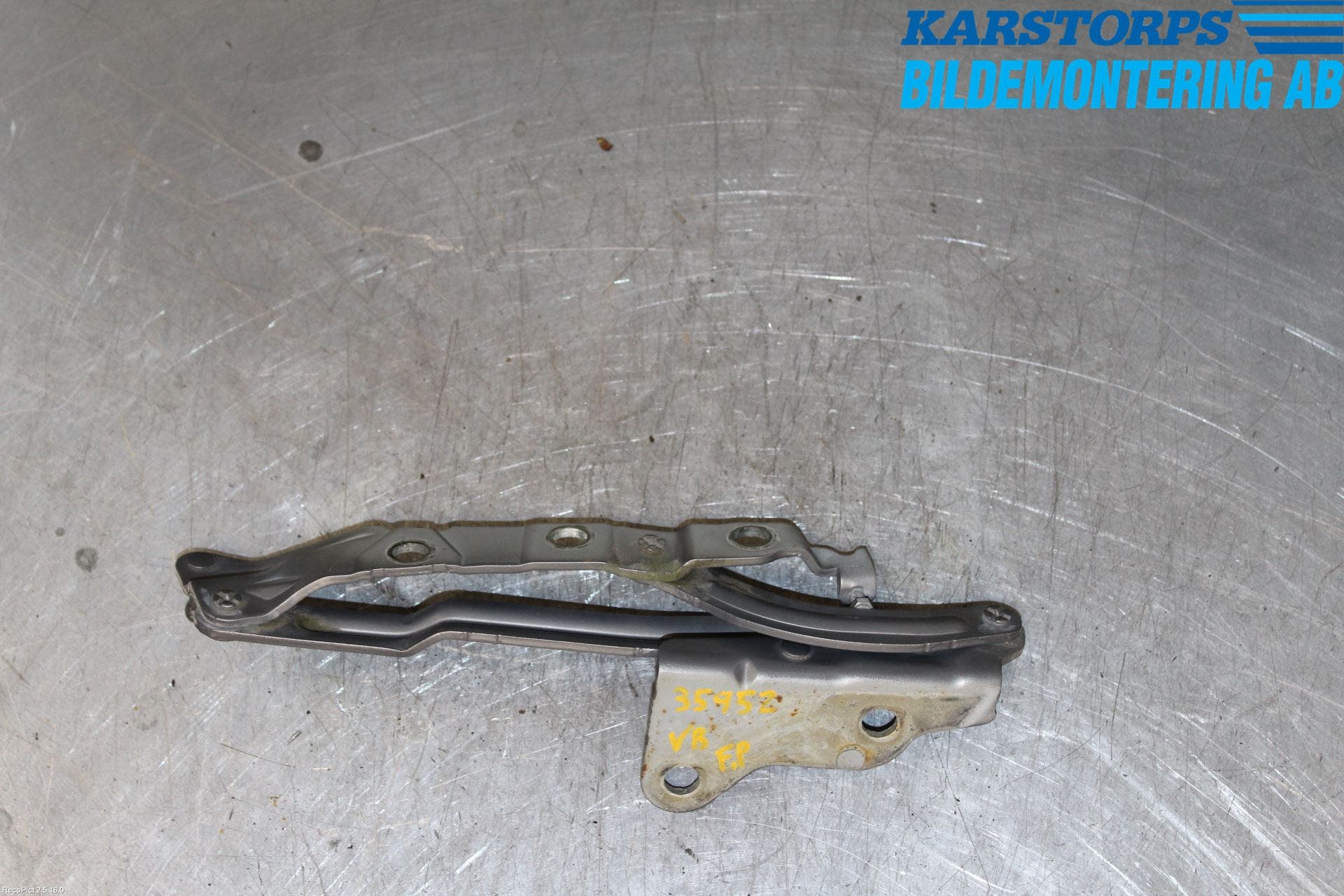 Volvo S40 04-07 Bakluckegångjärn Vä