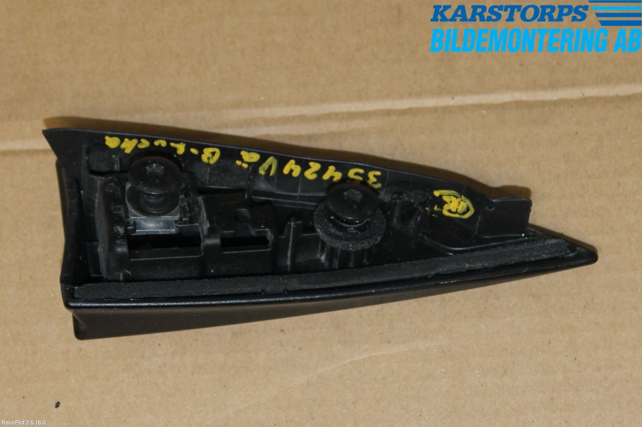 Renault CLIO IV 12-16 Spoiler Baklucka