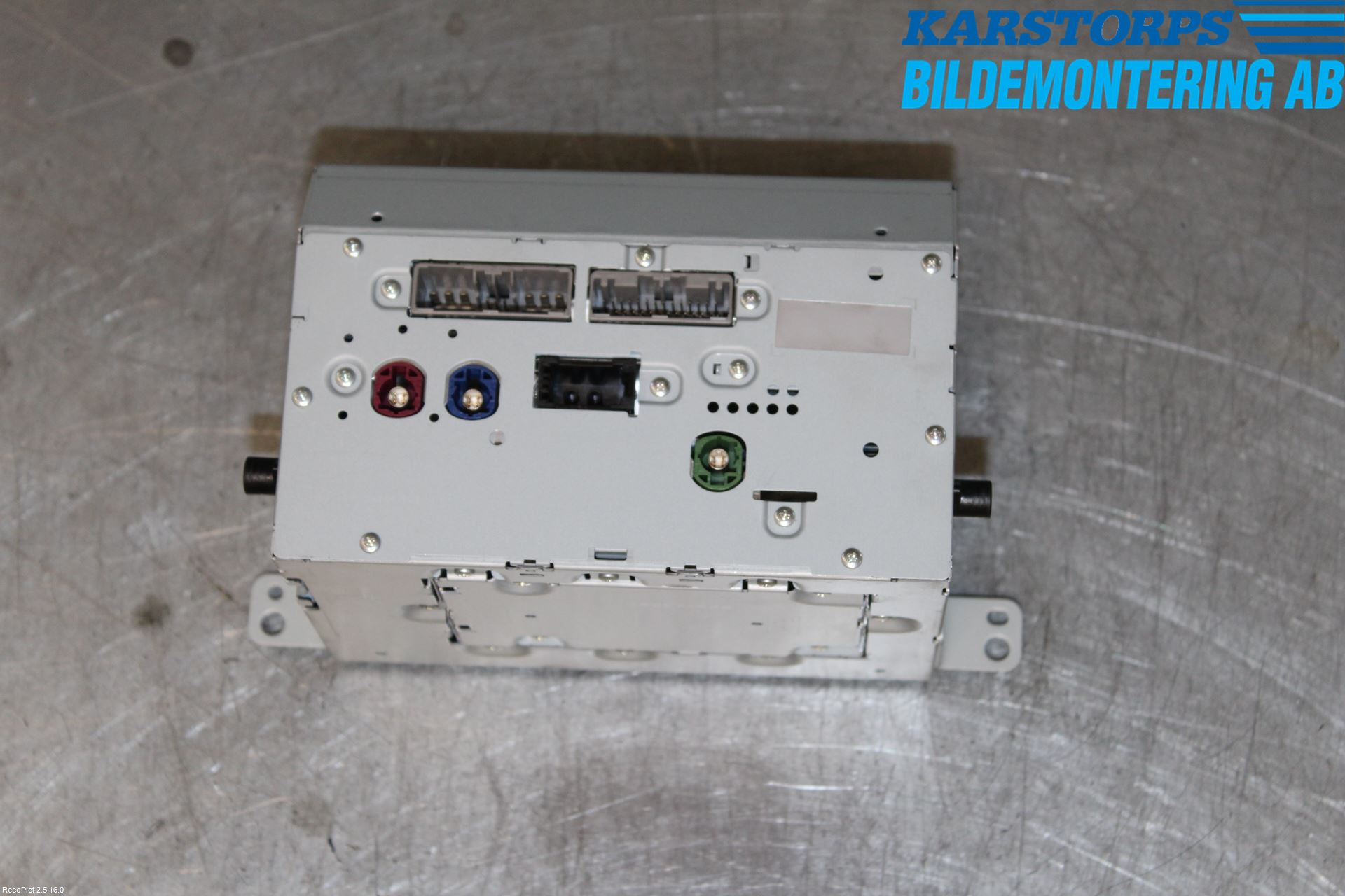 Volvo XC90/RECHARGE 16- Radio