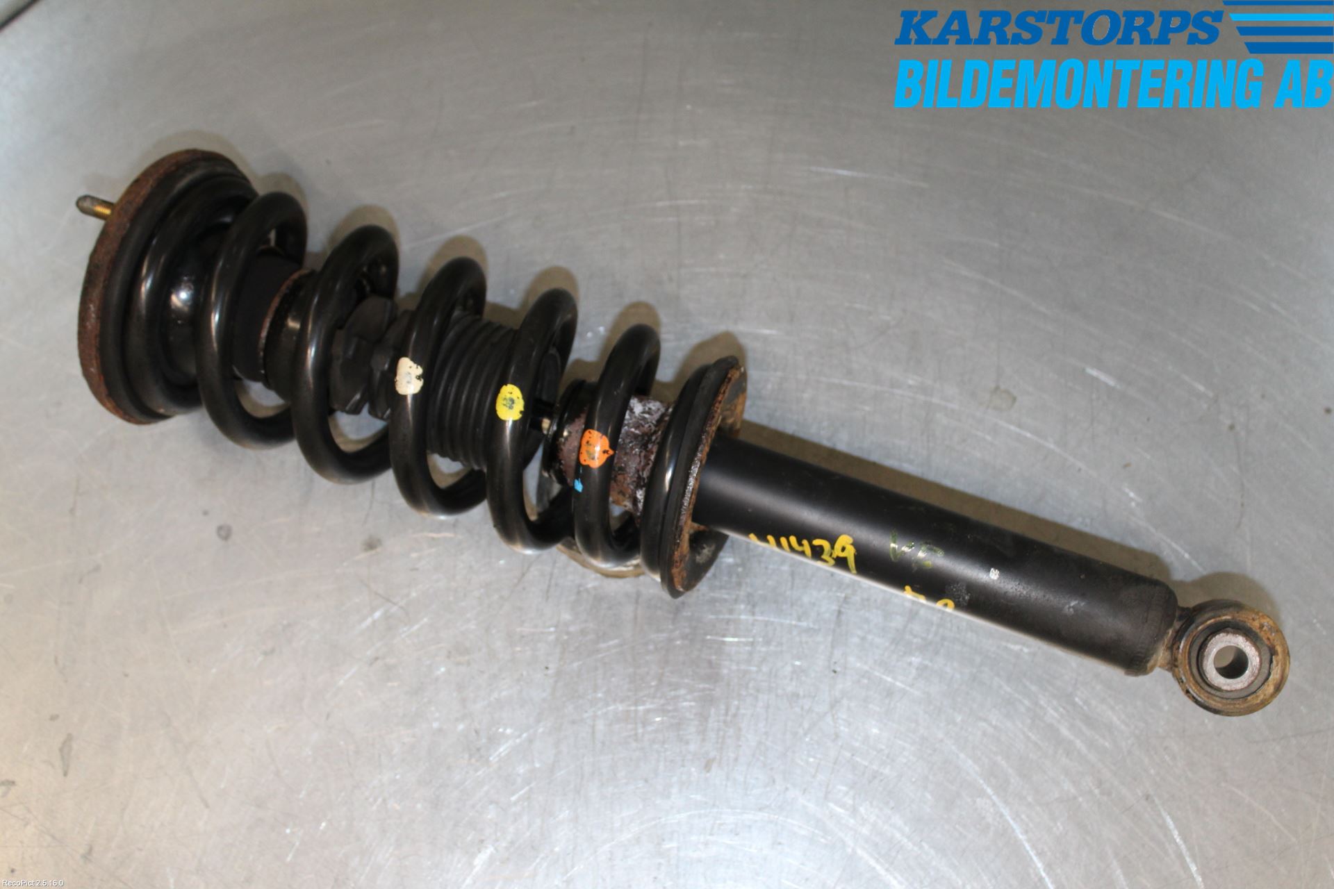 Mitsubishi PAJERO 06-15 Fjäderben Fram Vänster