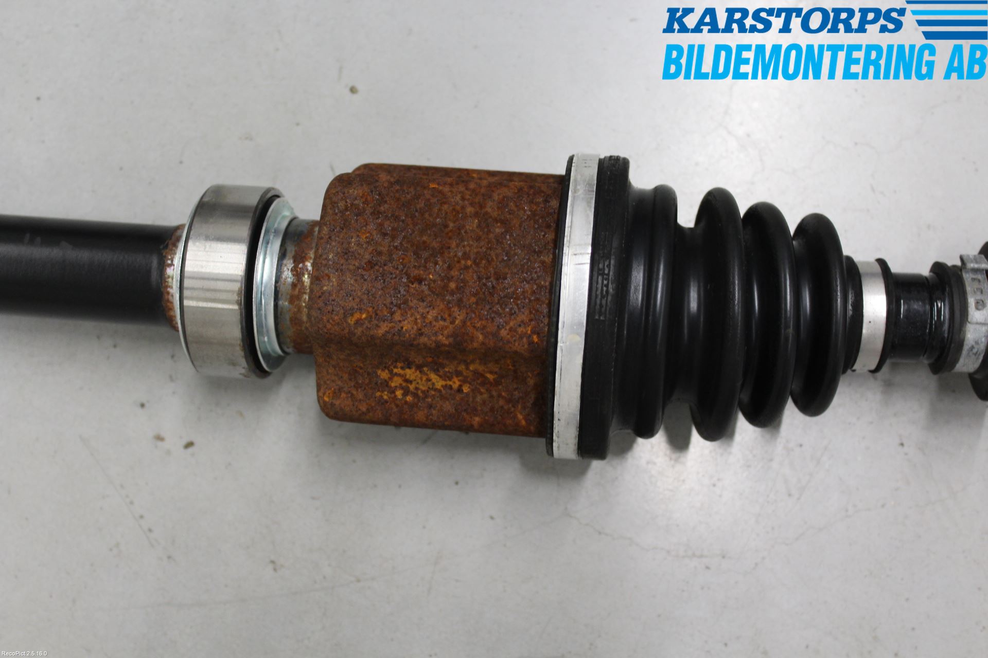 Renault KADJAR 15- Drivaxel Fram Höger