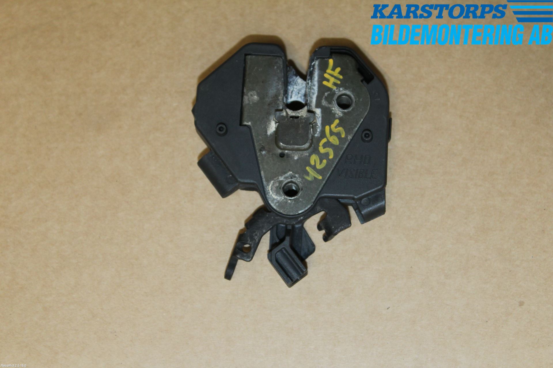 Volvo V70 05-08 Huvlås