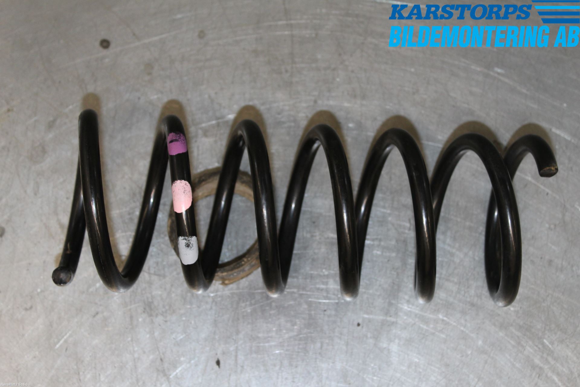 Volvo V60 14-18 Fjäder Bak