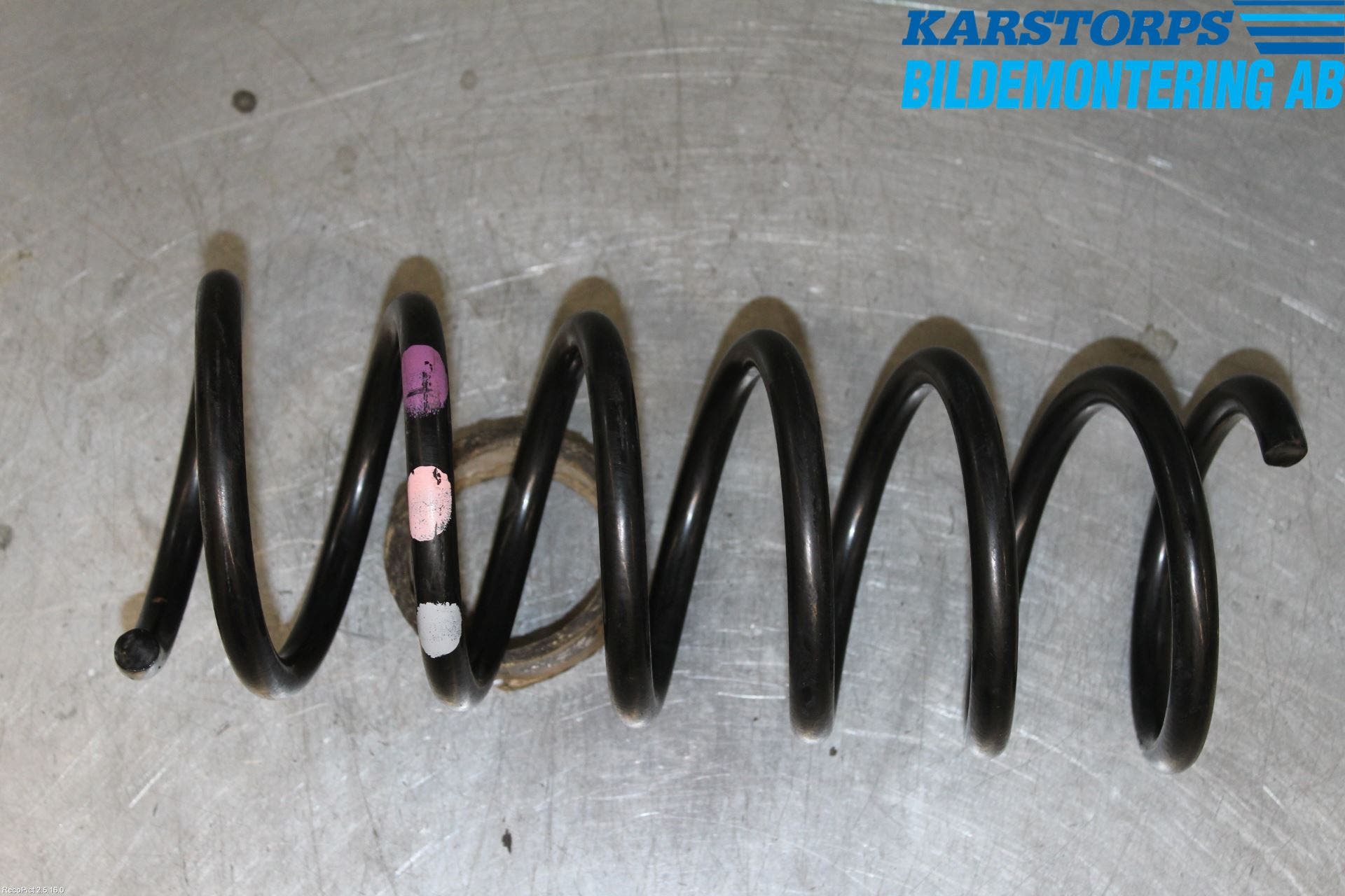 Volvo V60 14-18 Fjäder Bak