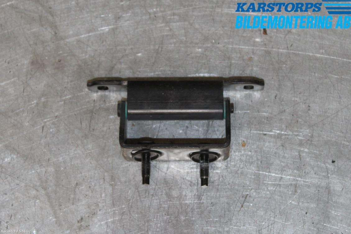 Volvo XC90 07-14 Bakluckegångjärn Hö