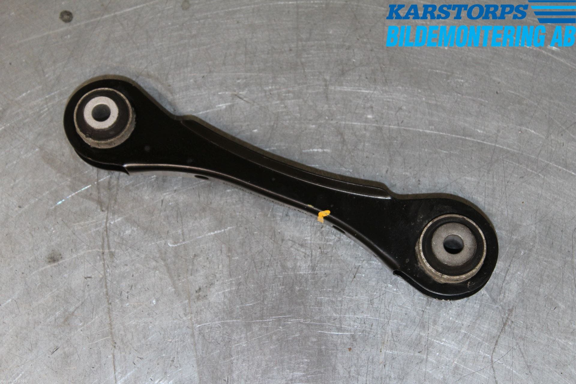 BMW 3 F30/F31/F80 12-19 Momentstag Bak