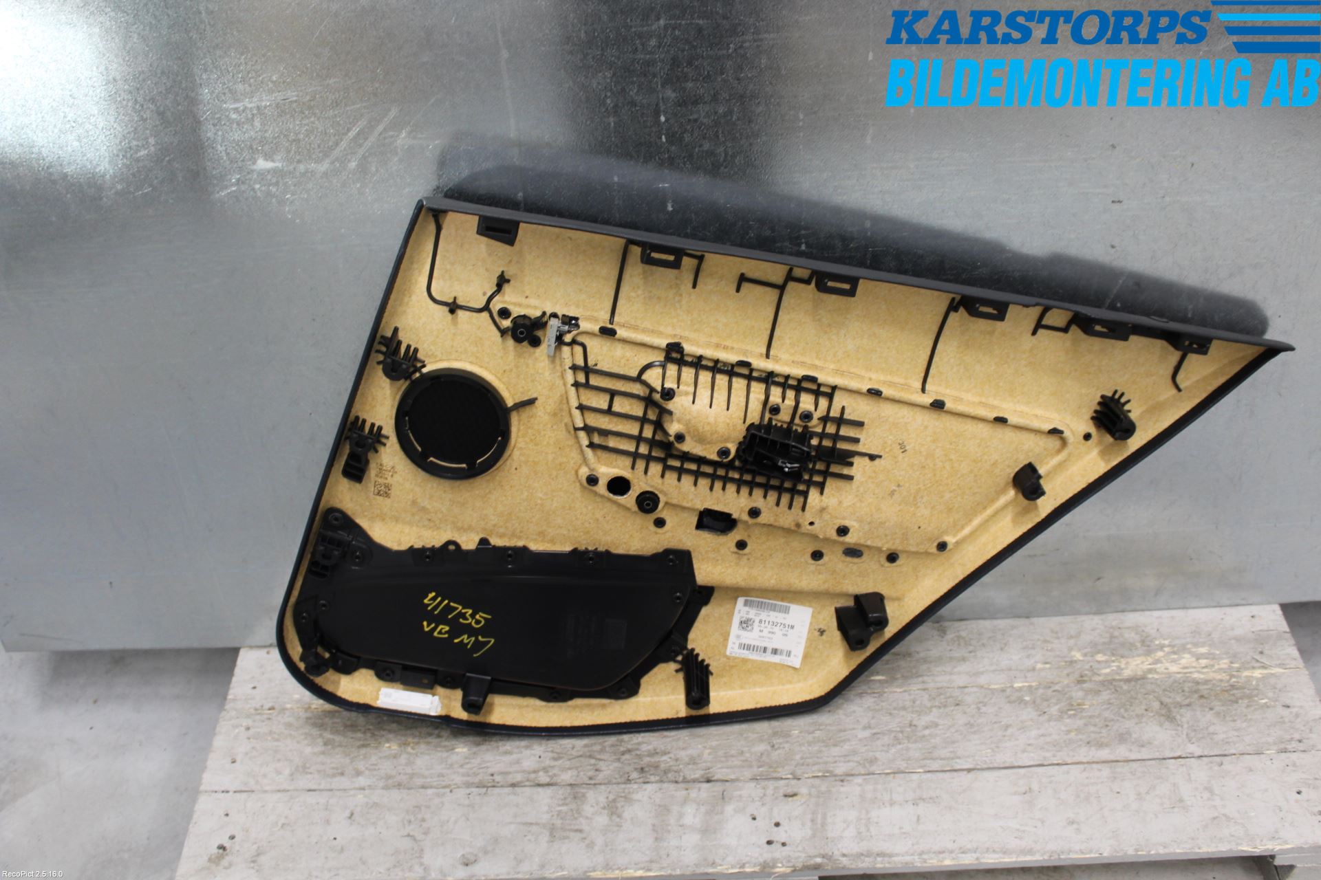 BMW 3 F30/F31/F80 12-19 Dörrklädsel Vä