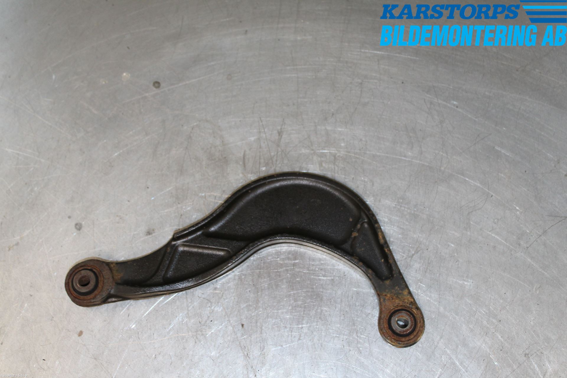 Volvo V60 11-13 Bärarm Bak Höger