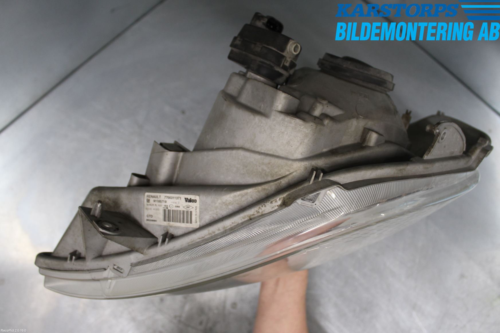 Renault TRAFIC   02-14 Strålkastare Vänster