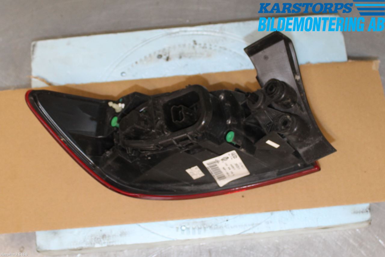 Renault CLIO IV 12-16 Bakljus Höger