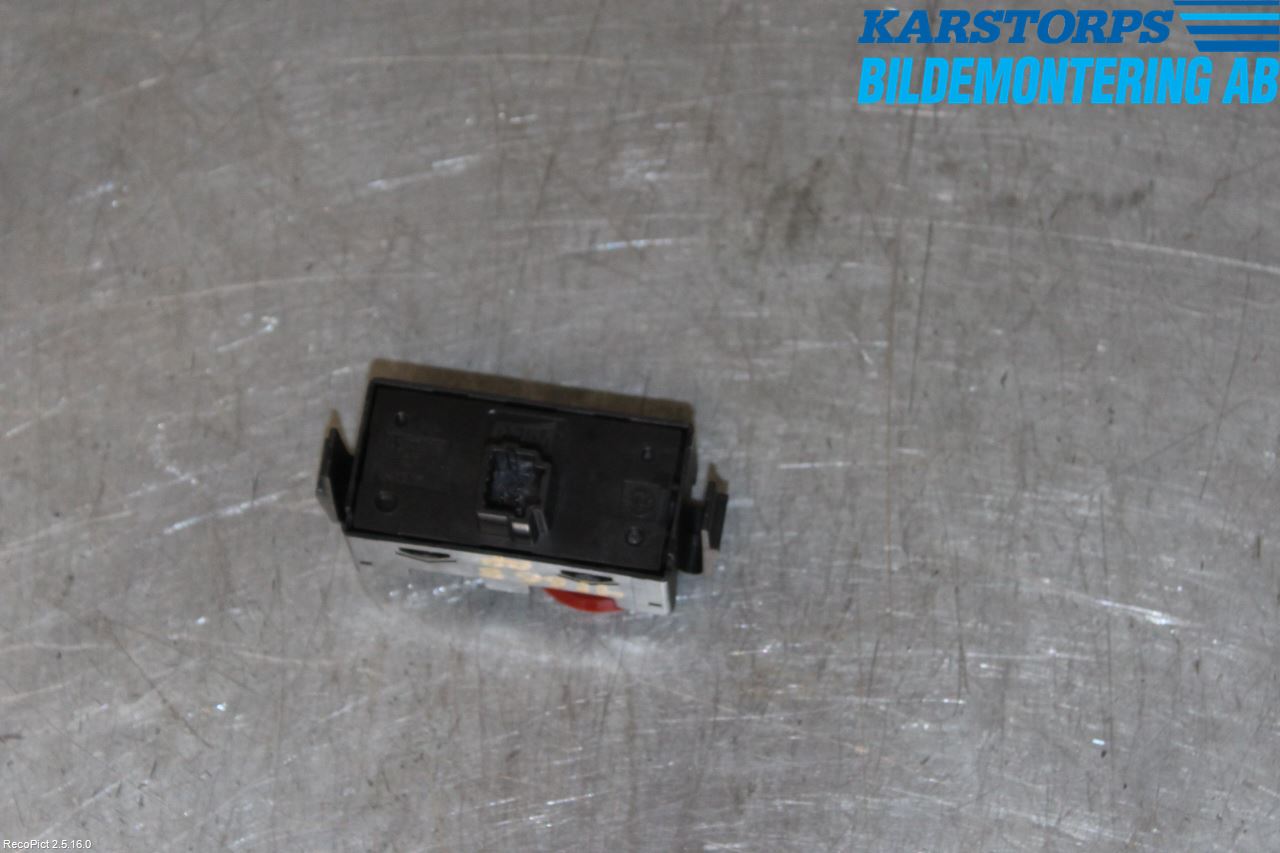 Renault CLIO III  09-12 Strömställare Varnings