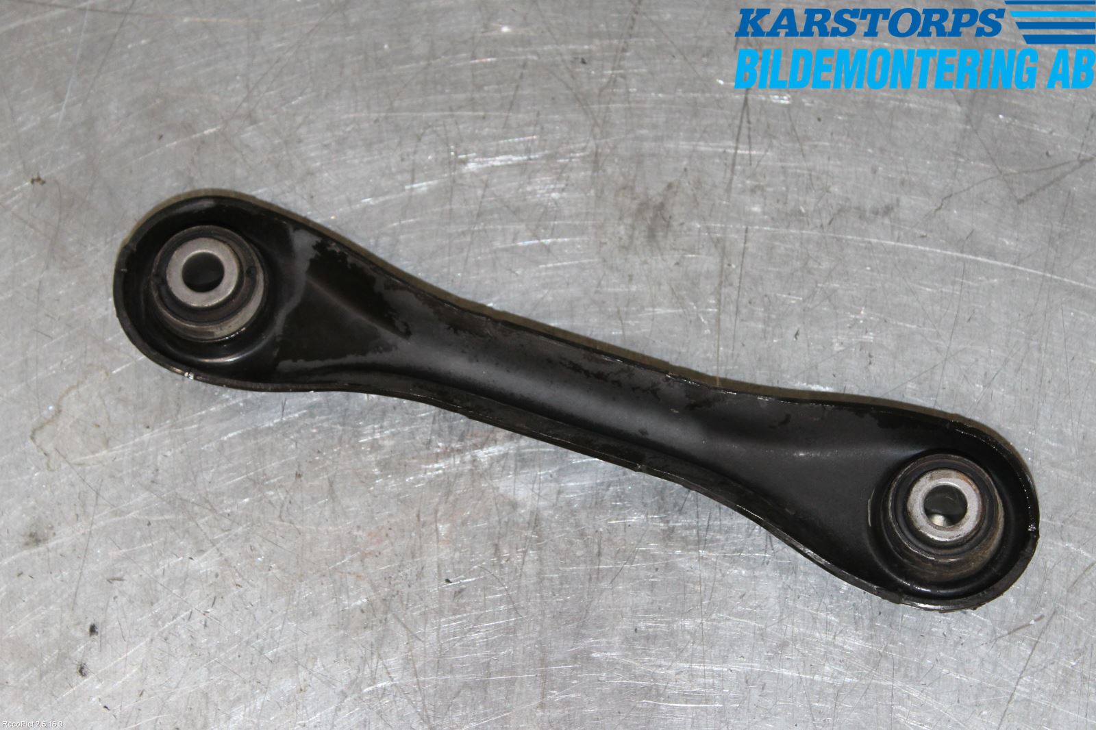 Volvo V40 12-19 Momentstag Bak