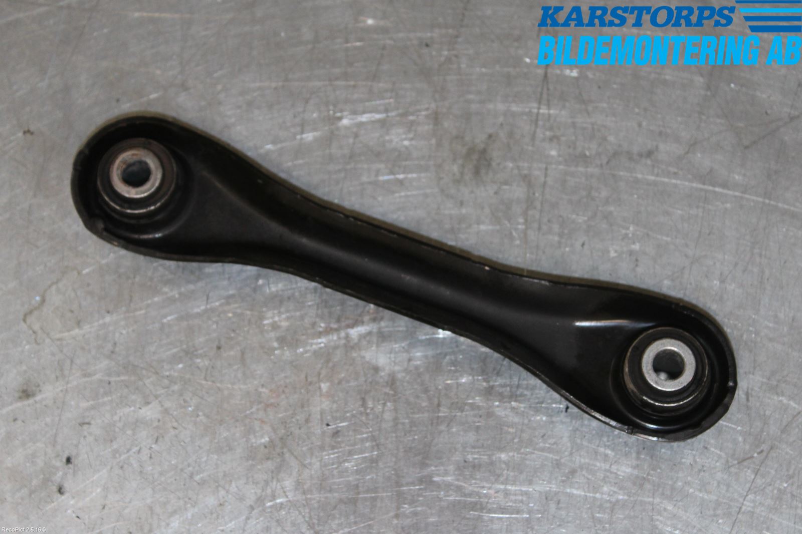 Volvo V40 12-19 Momentstag Bak