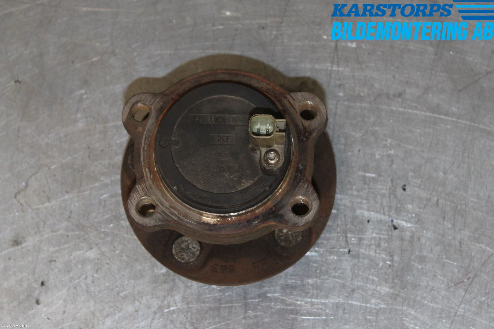 Volvo V40 12-19 Nav Bak