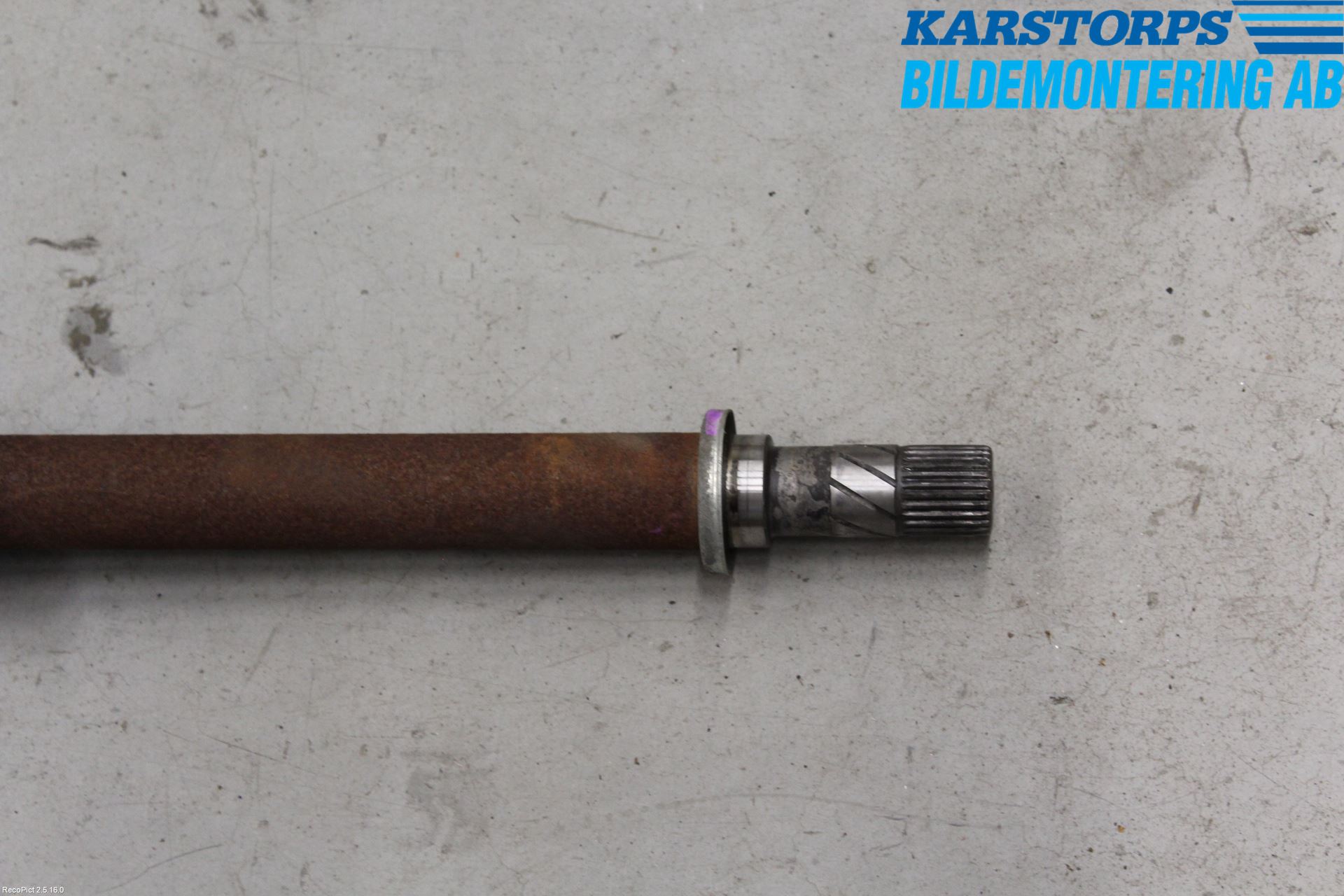 Renault CLIO III  09-12 Drivaxel Fram Höger