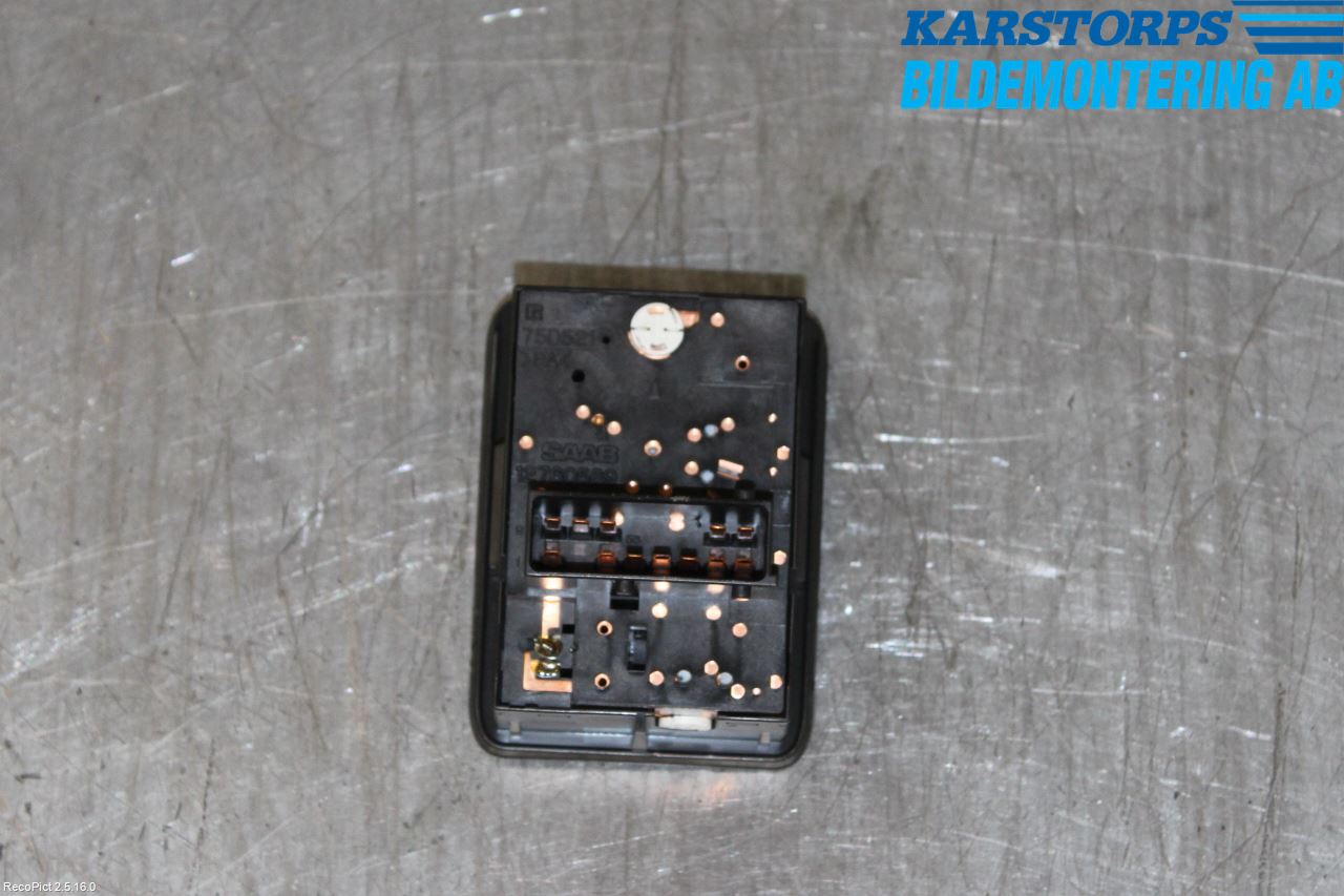 Saab 9-5     06-10 Strömställare Ljus