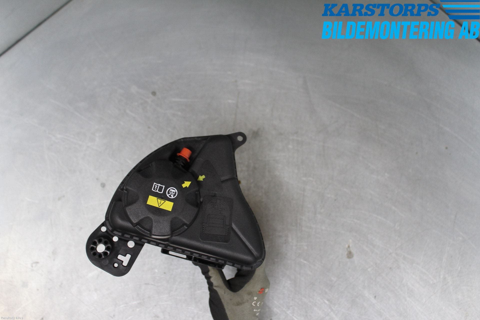 BMW 5 F10/F11/F18 09-17 Expansionstank