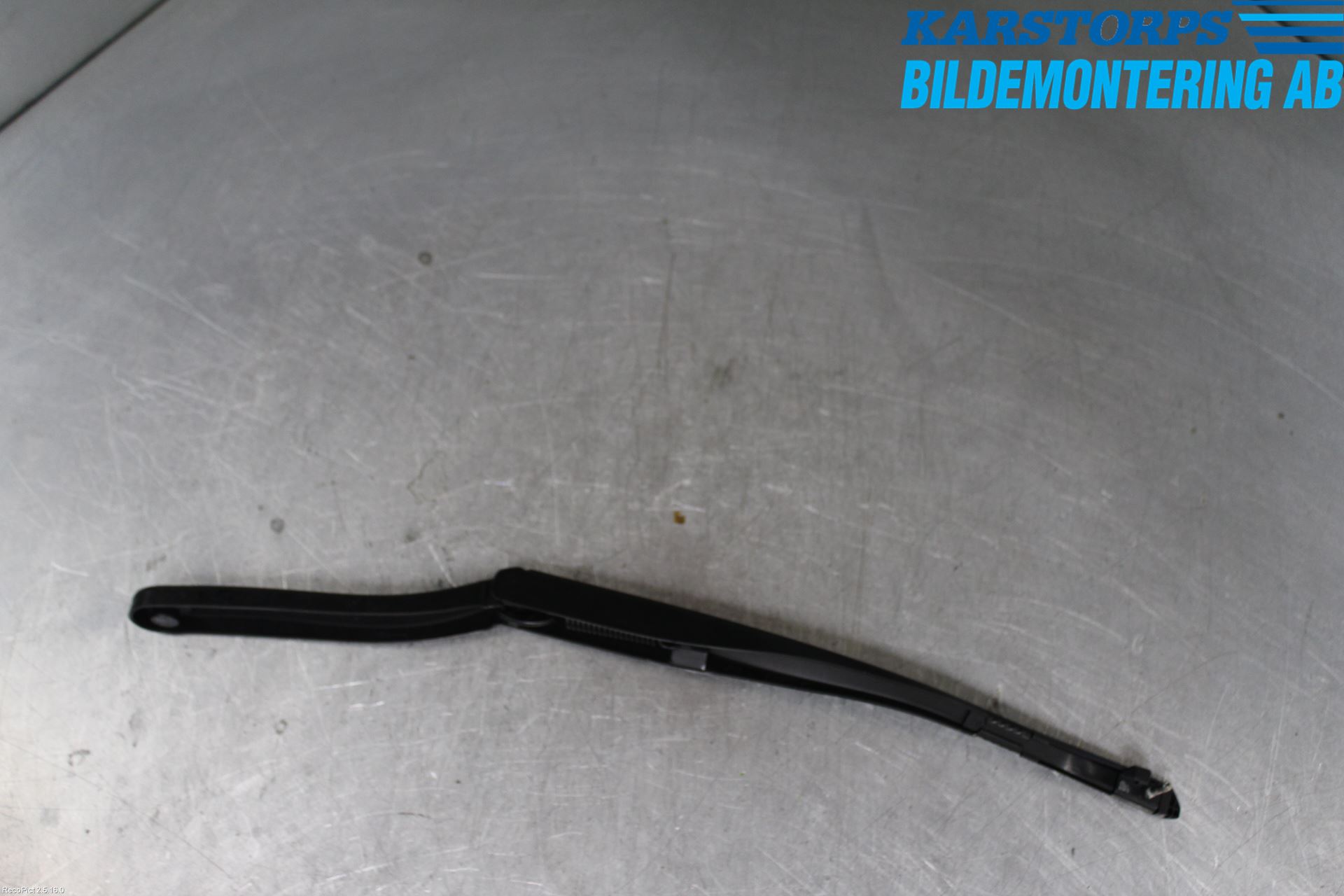 BMW 5 F10/F11/F18 09-17 Torkararm Armar Vindruta