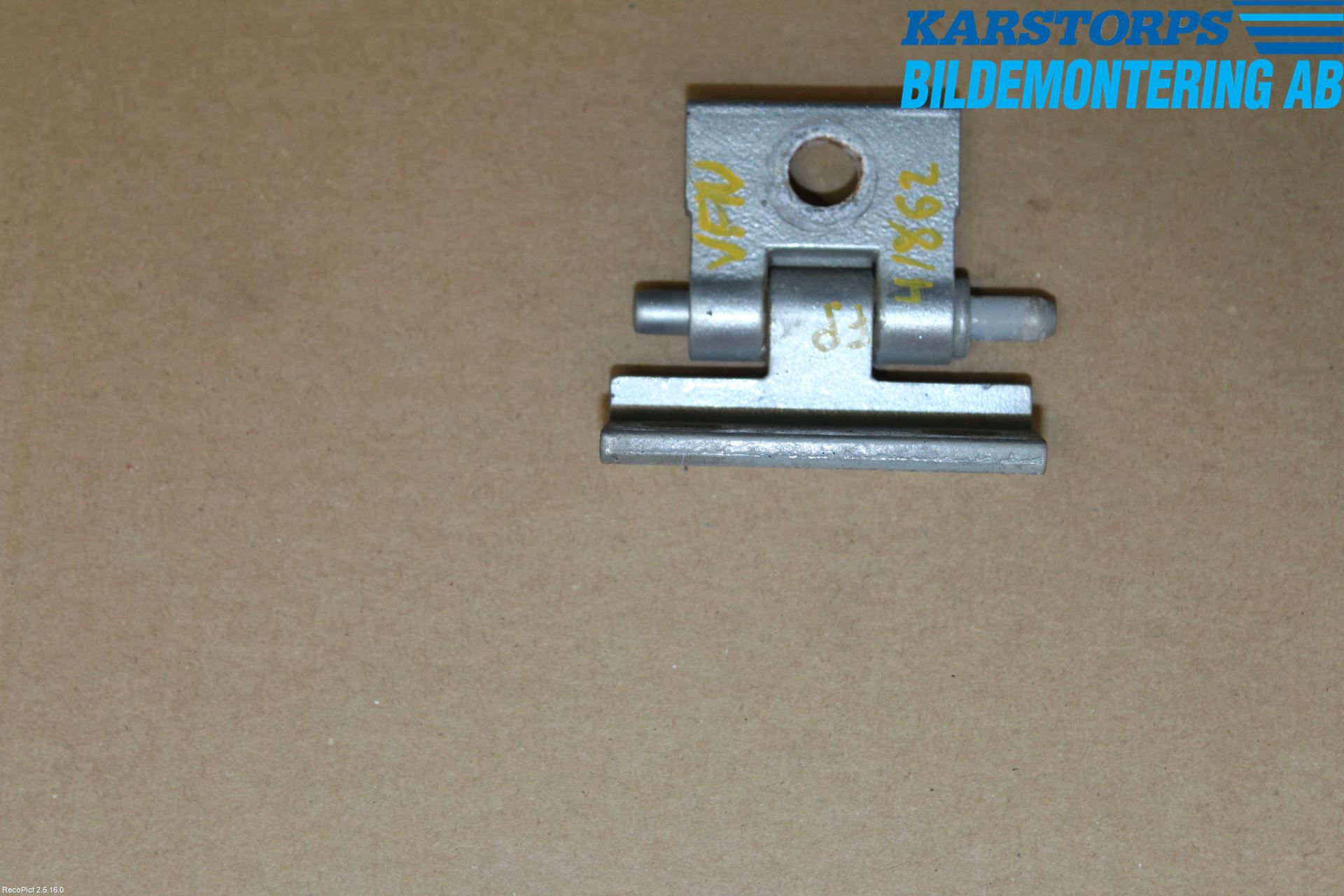 Volvo S60 05-10 Dörrgångjärn