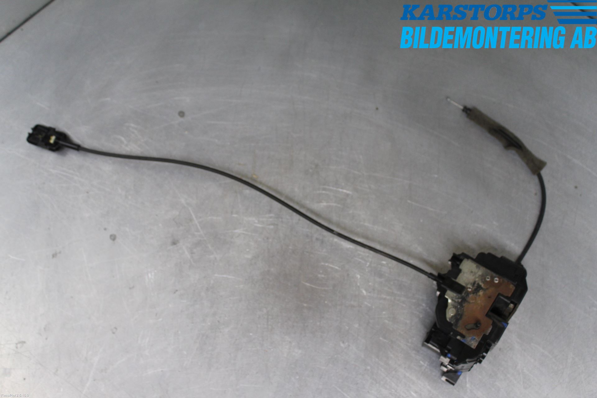 Renault CLIO III  09-12 Låskista-Dörrlås