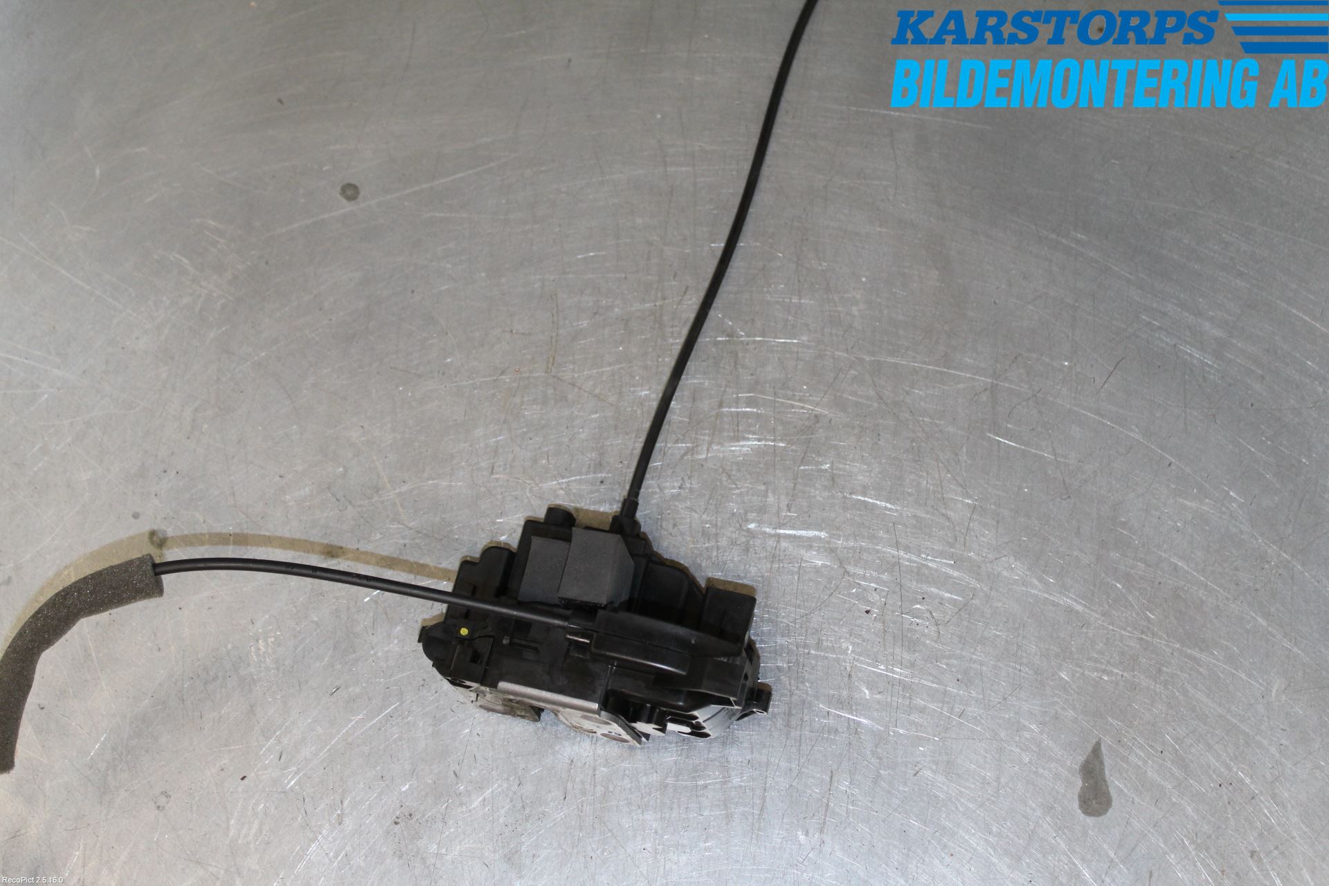 Renault CLIO III  09-12 Låskista-Dörrlås