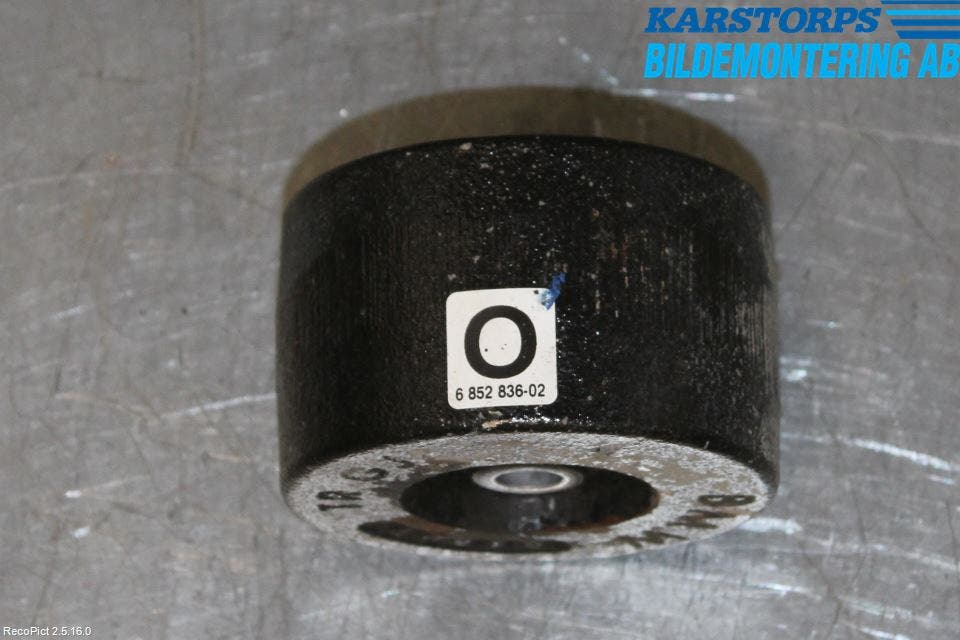 BMW 5 F10/F11/F18 09-17 Vibrationsdämpare