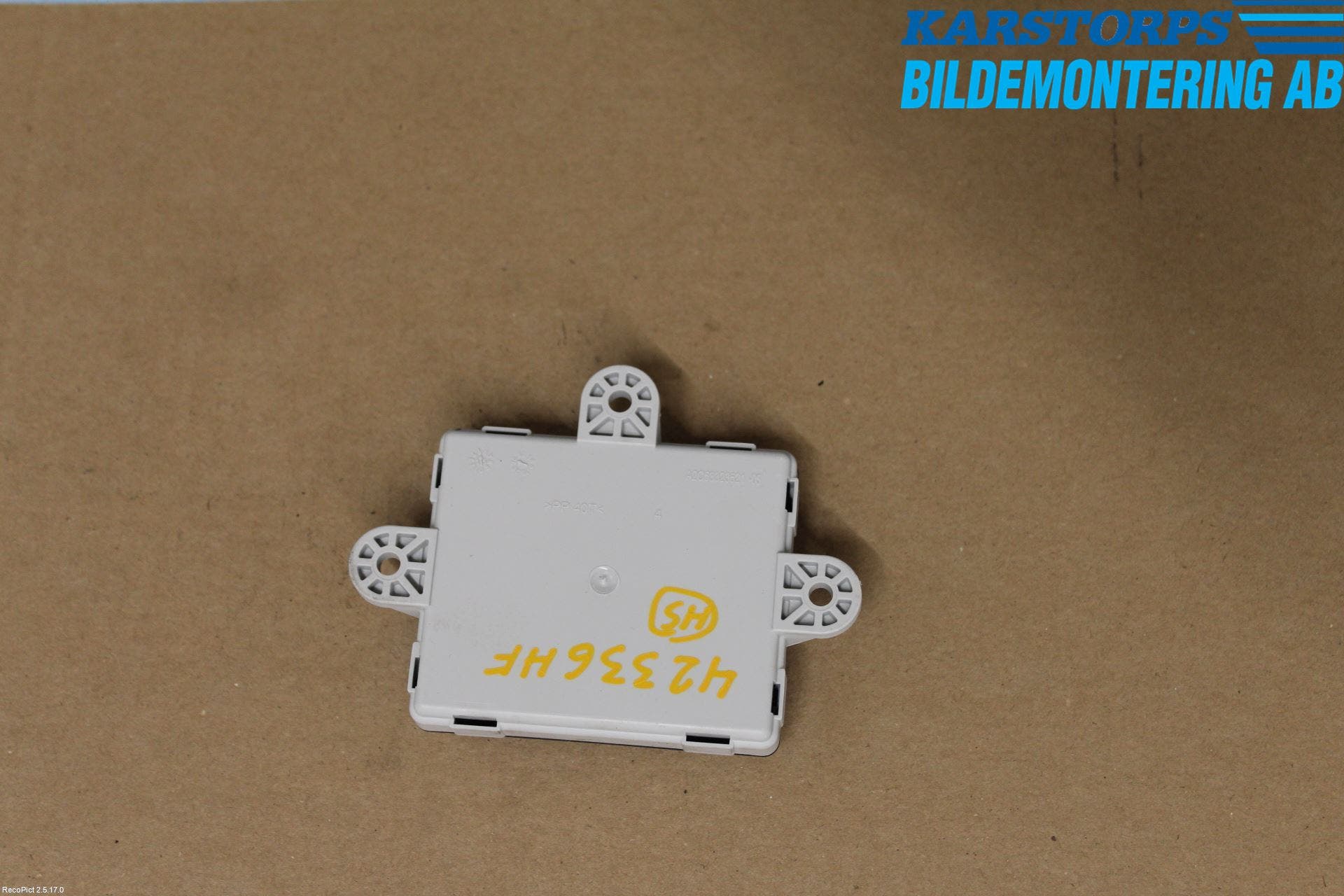 Volvo V60 14-18 Styrenhet Dörr