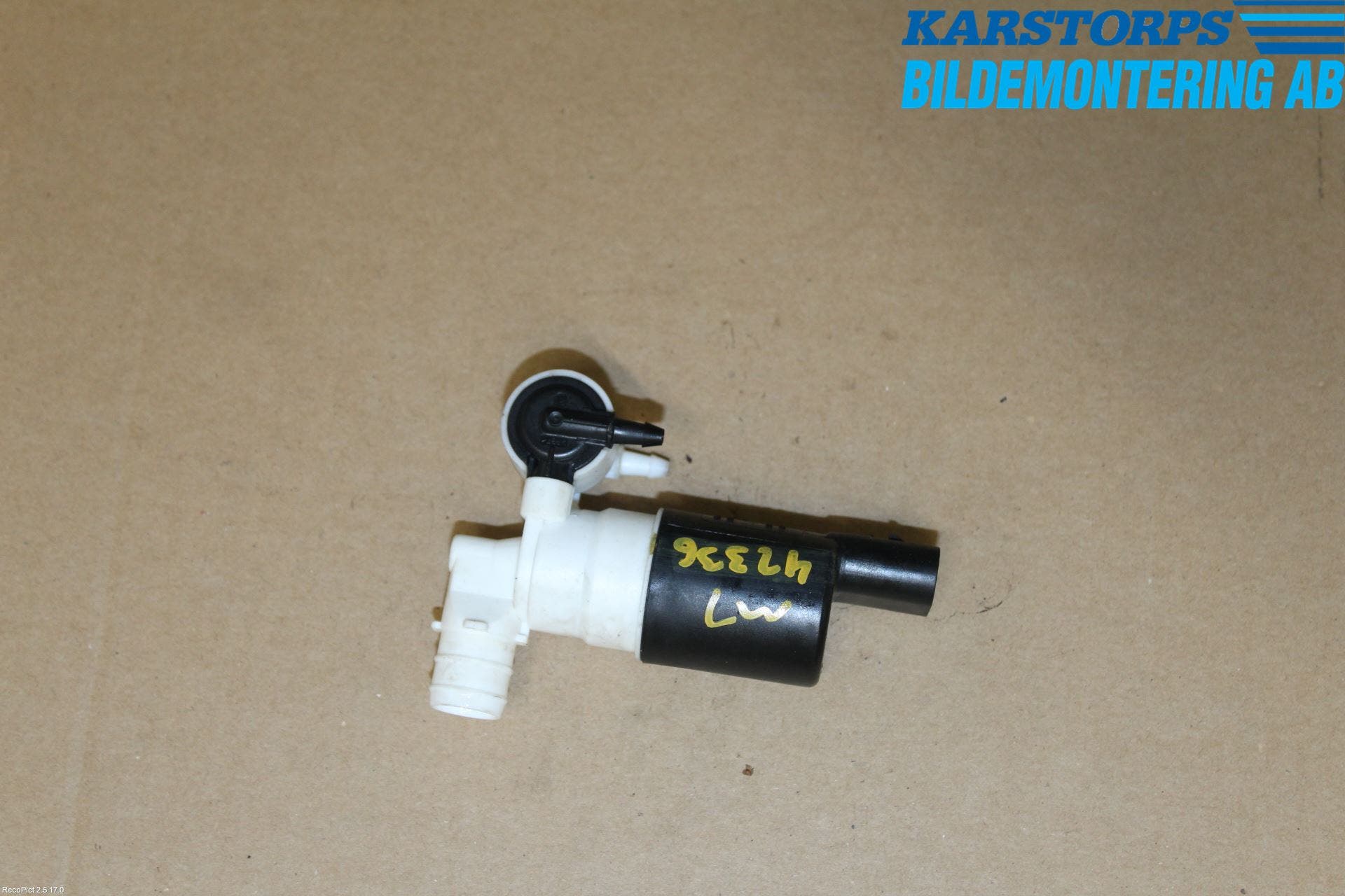 Volvo V60 14-18 Spolarpump Vindruta