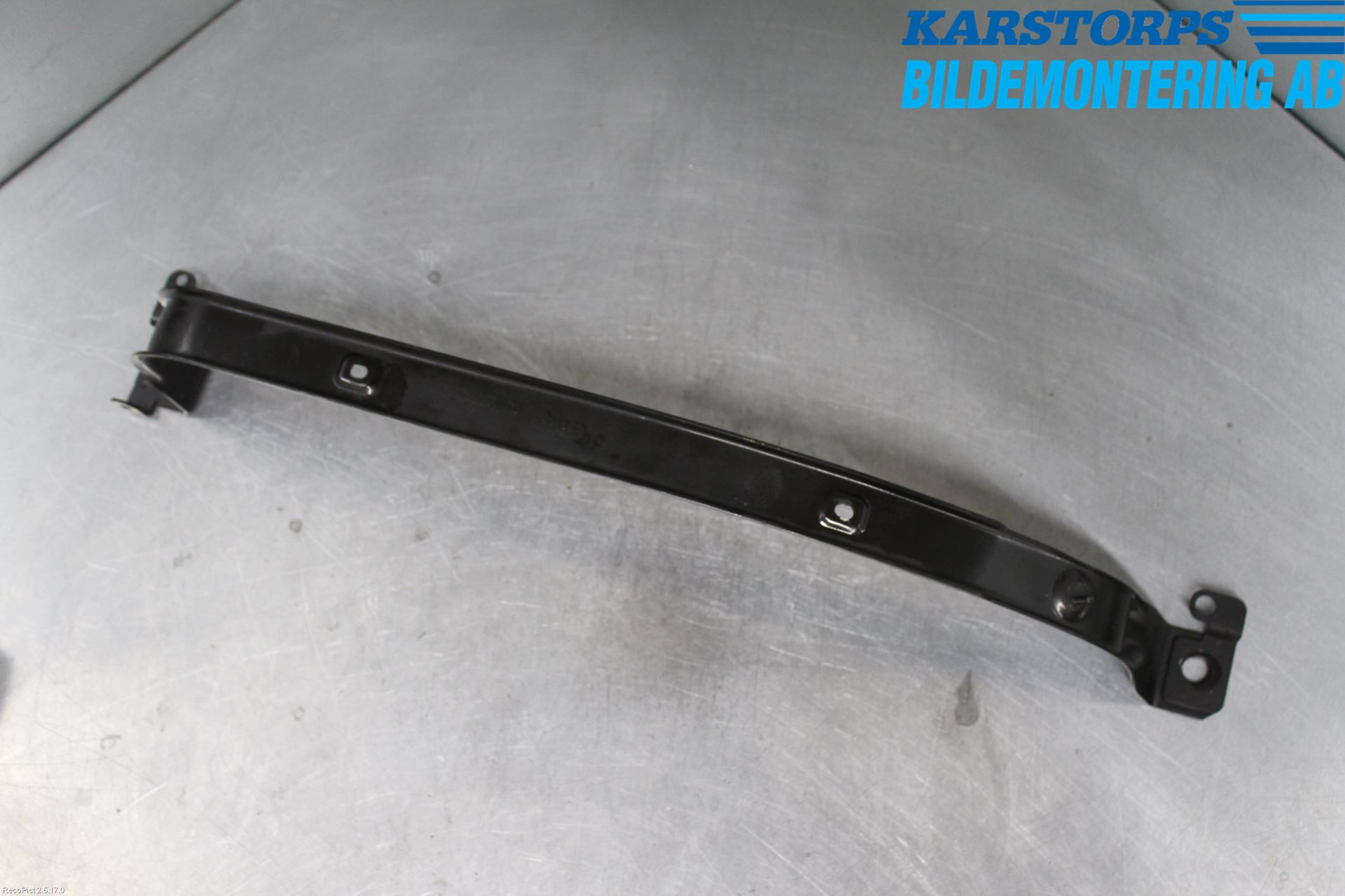 Volvo XC70 14-16 Bränsletanksband