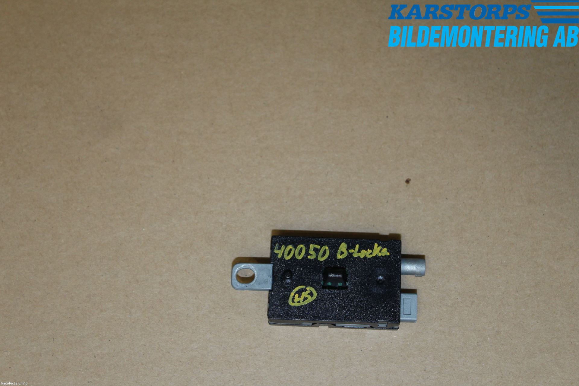 Volvo V40 12-19 Antennförstärkare