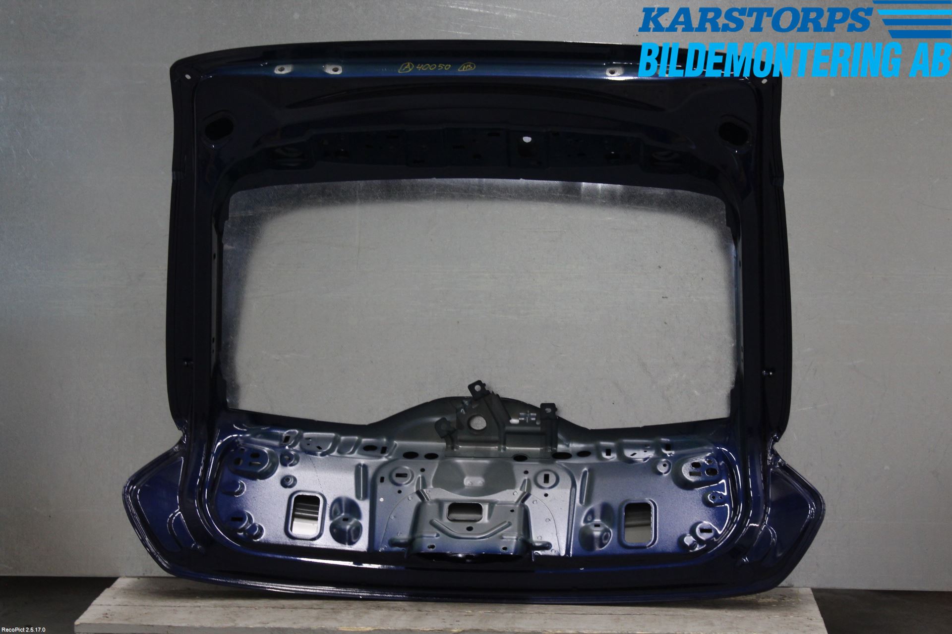 Volvo V40 12-19 Baklucka Kombi